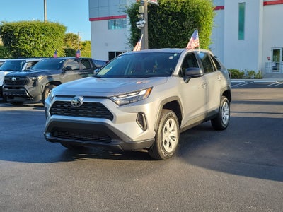 2024 Toyota RAV4 LE
