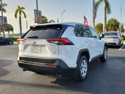 2025 Toyota RAV4 LE
