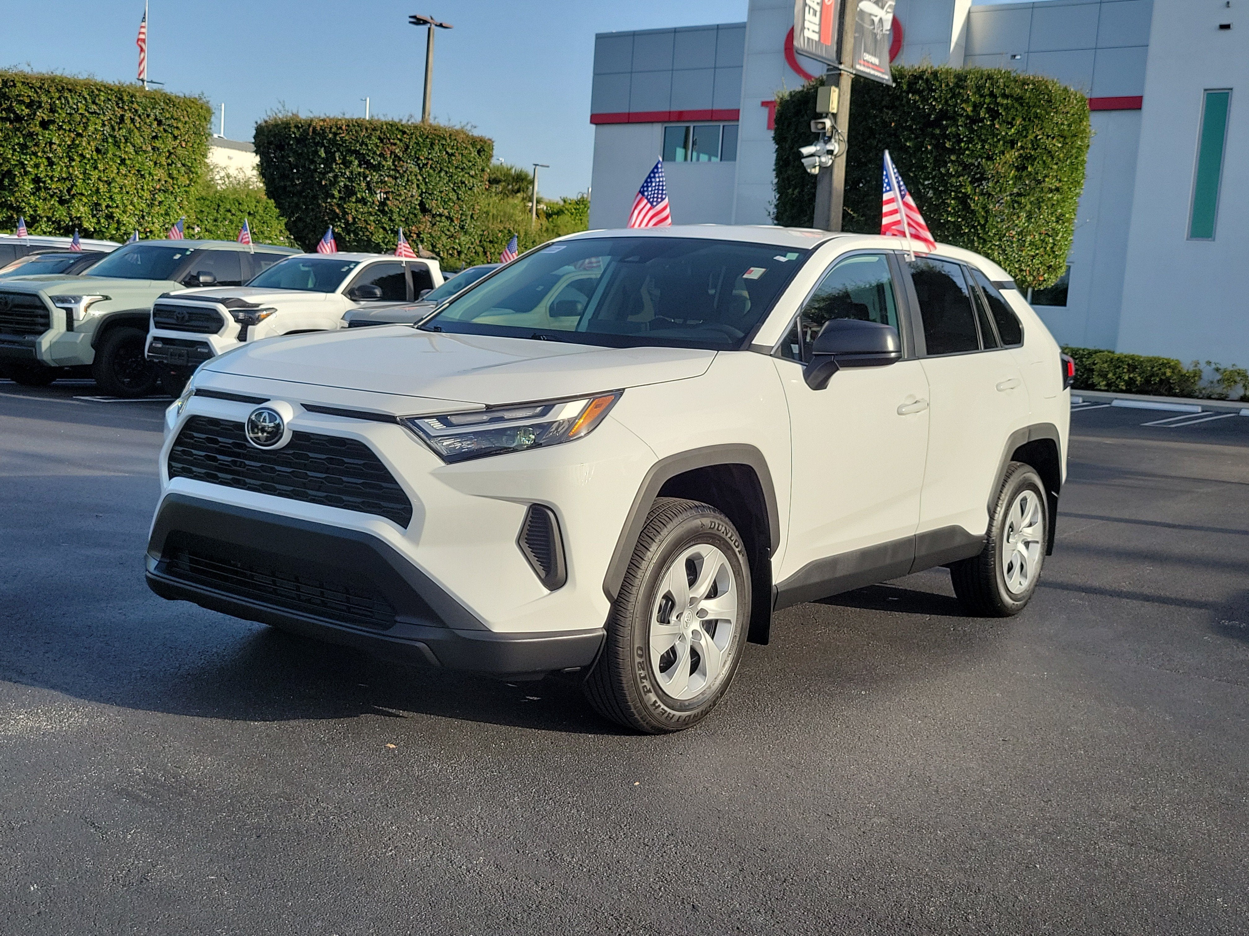 2025 Toyota RAV4 LE