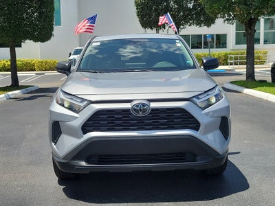 2025 Toyota RAV4 LE