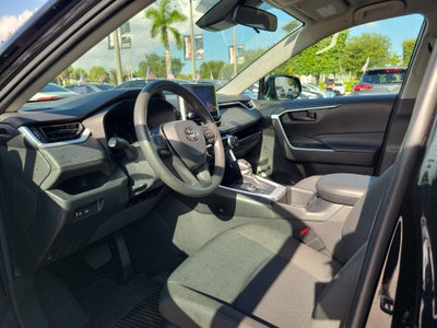 2023 Toyota RAV4 Hybrid LE