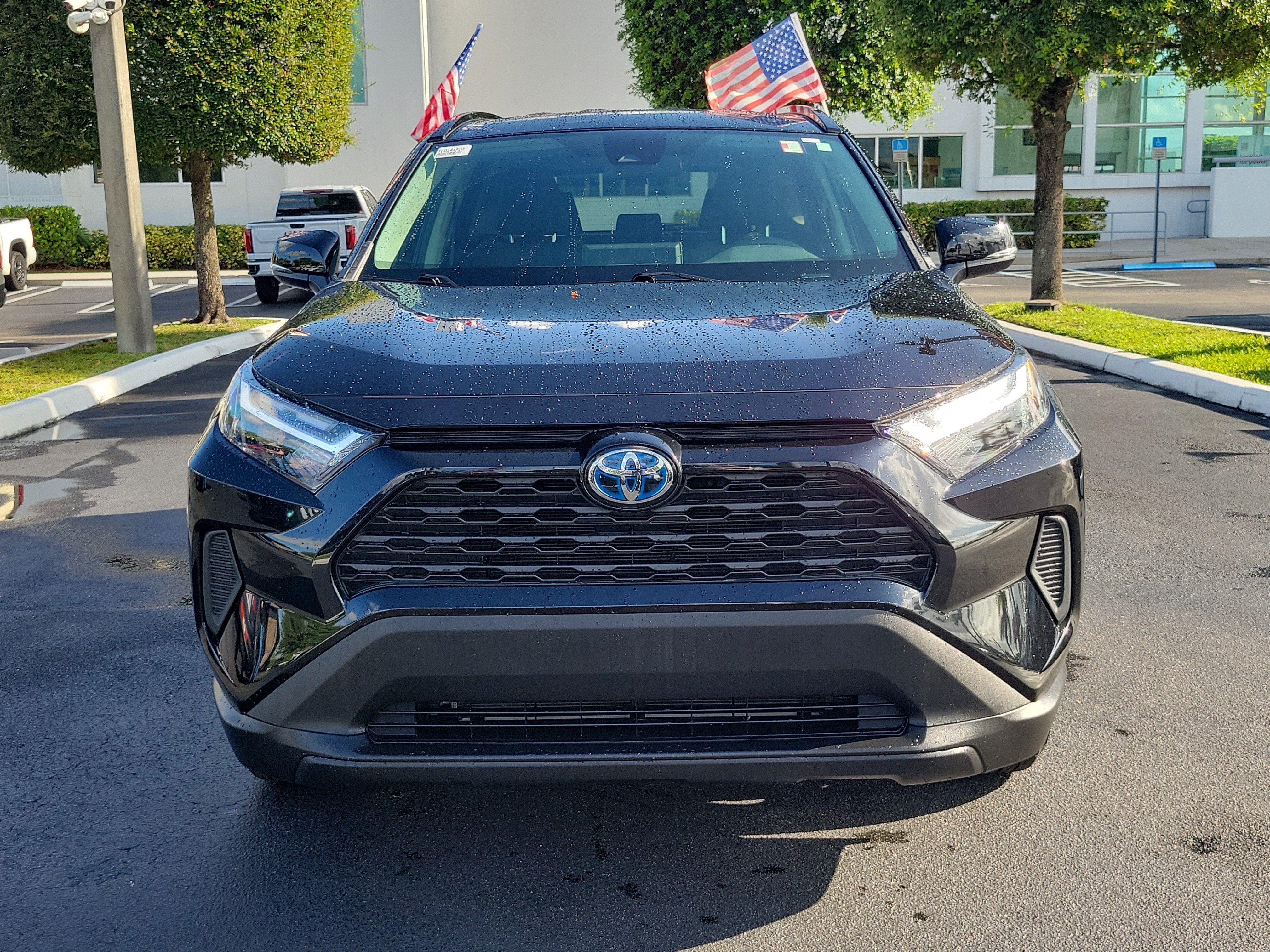 2023 Toyota RAV4 Hybrid LE