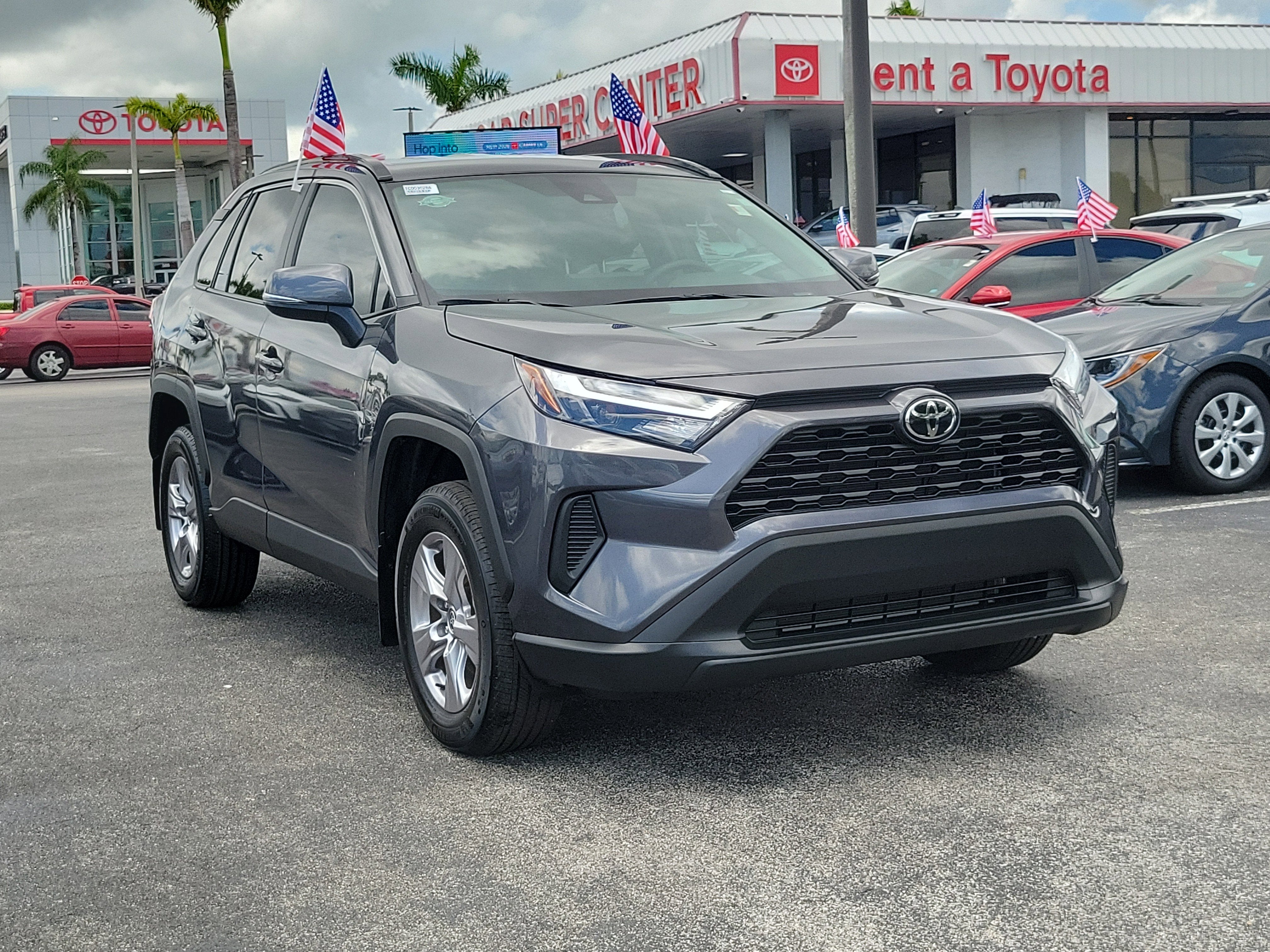 2025 Toyota RAV4 XLE