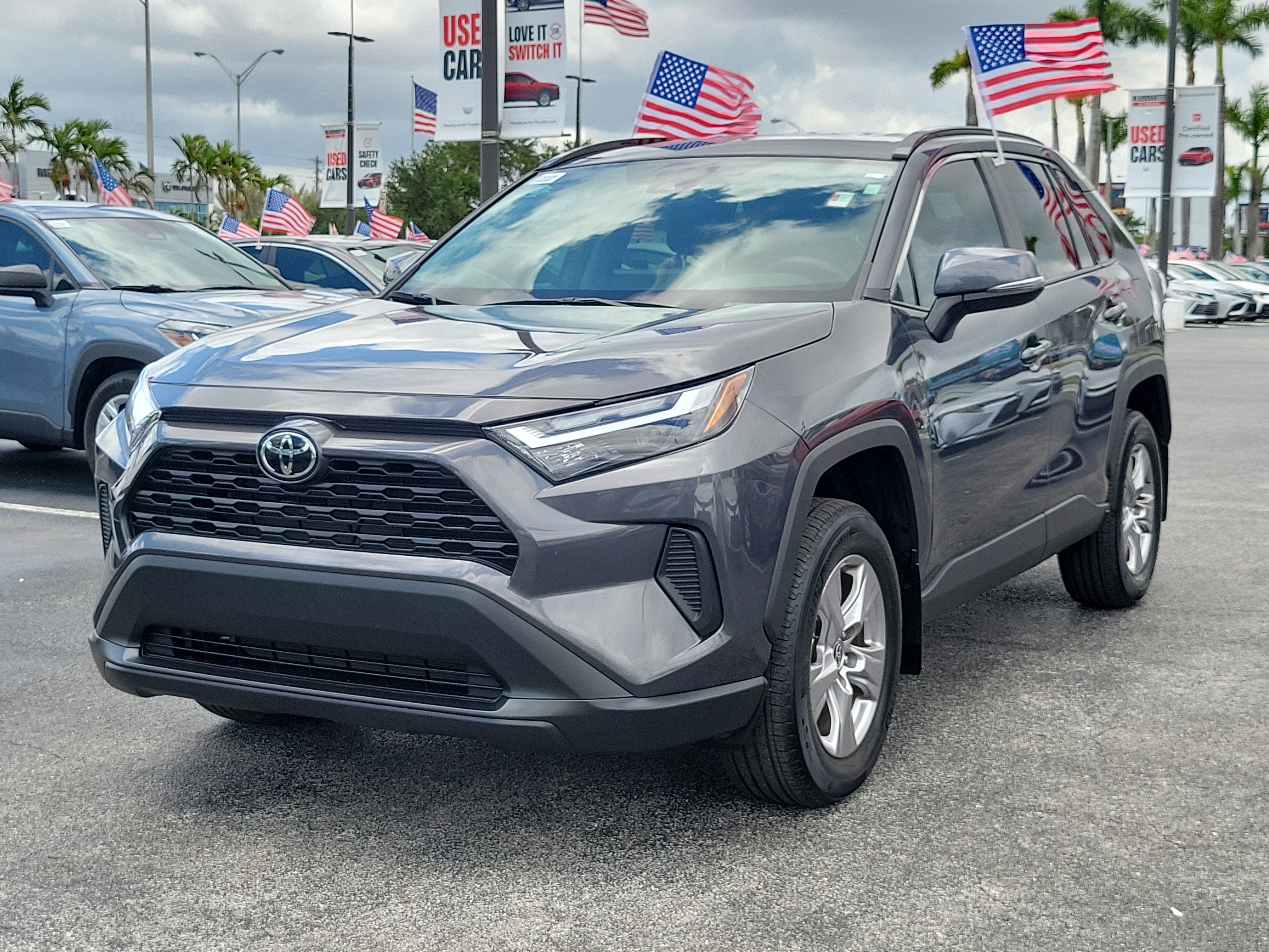 2025 Toyota RAV4 XLE