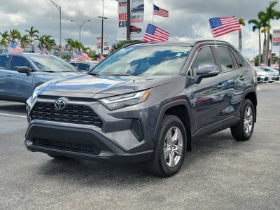 2025 Toyota RAV4 XLE