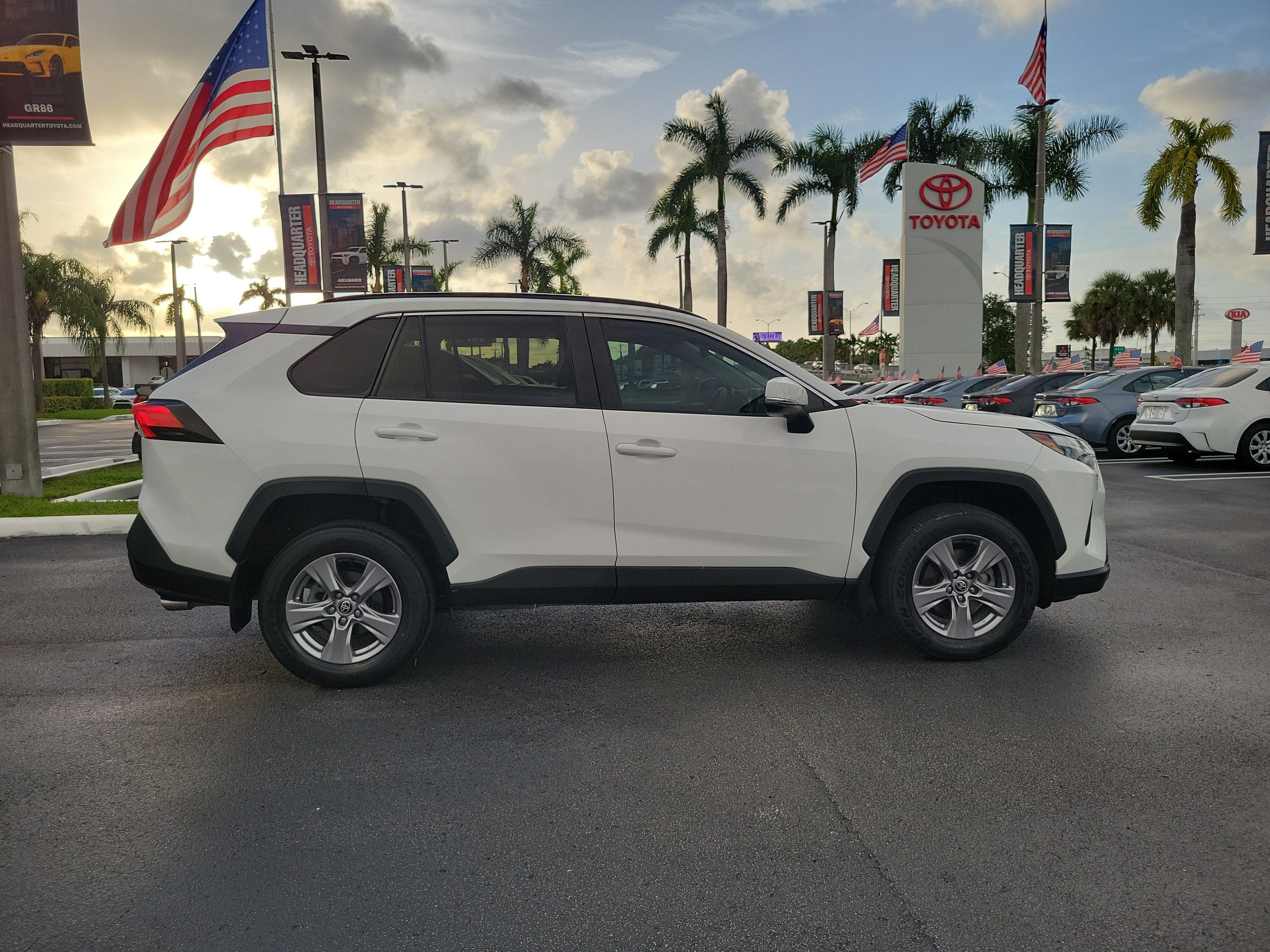 2024 Toyota RAV4 XLE