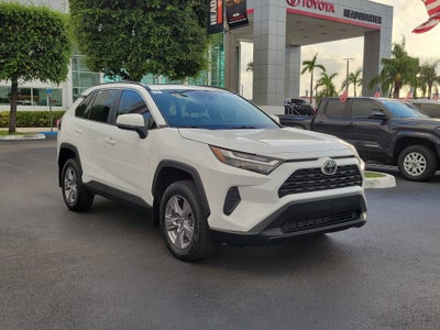2024 Toyota RAV4 XLE