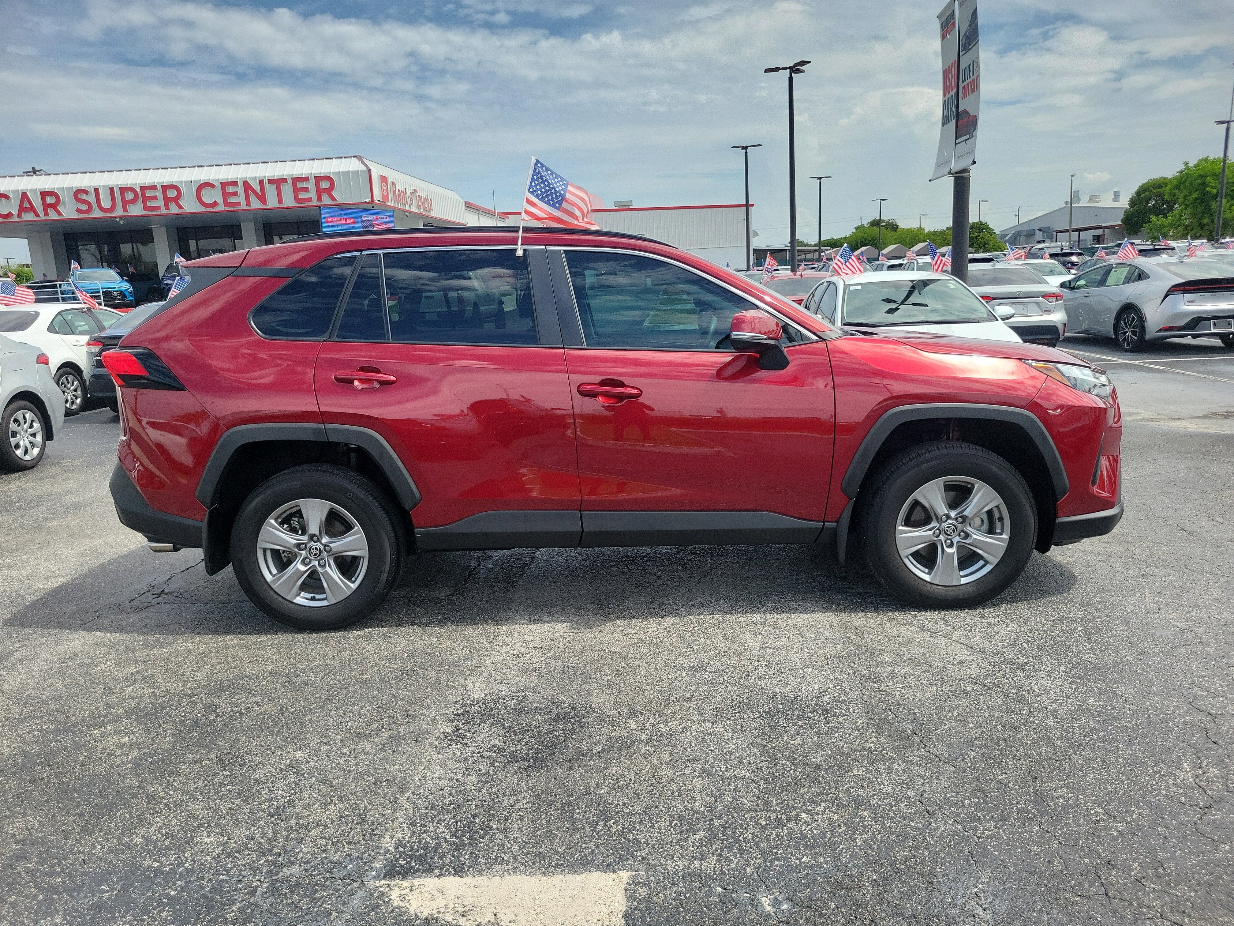 2025 Toyota RAV4 XLE