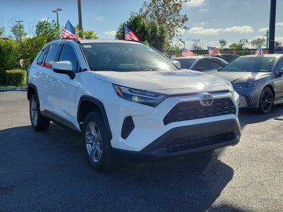 2022 Toyota RAV4 XLE