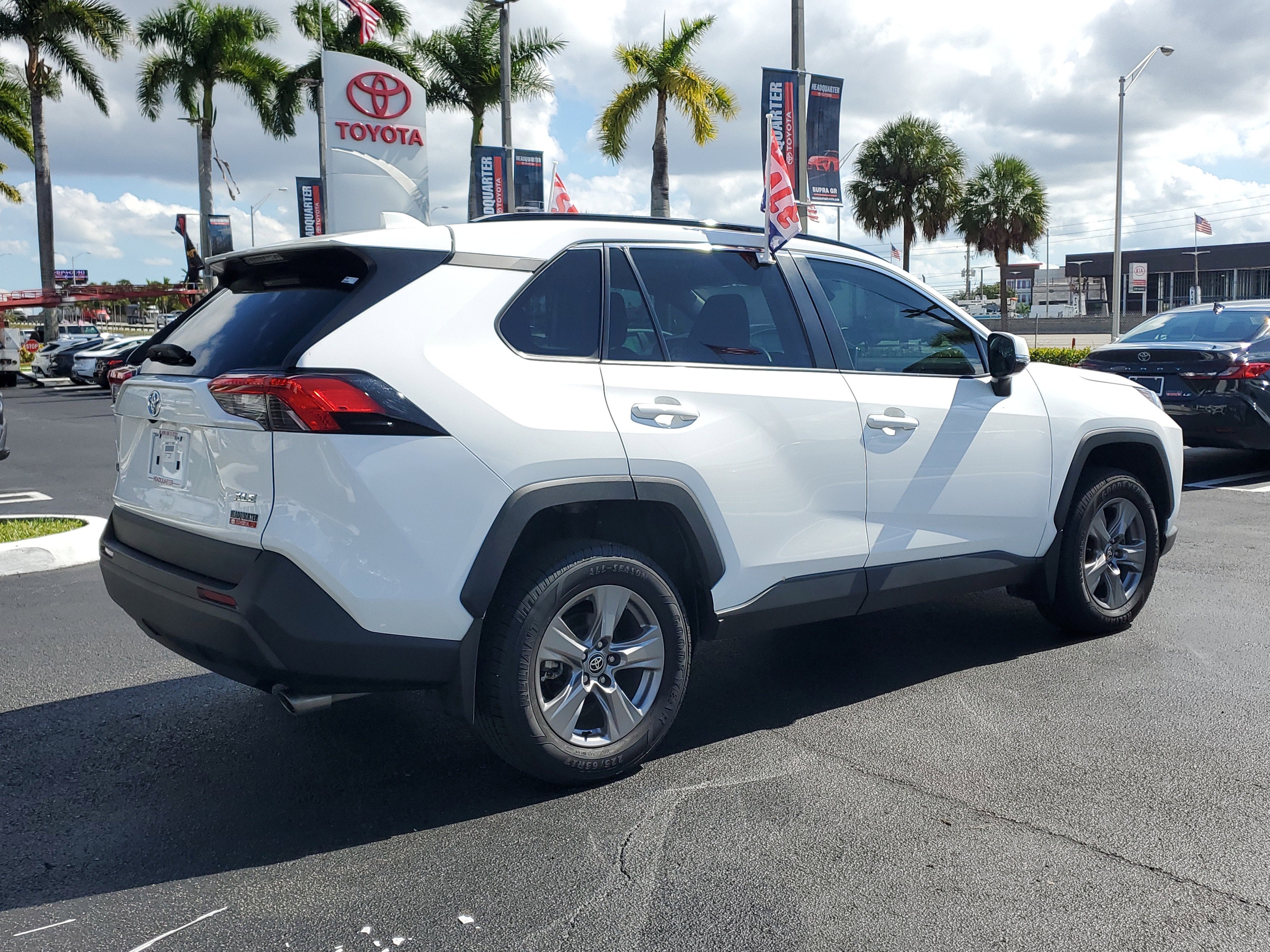 2024 Toyota RAV4 XLE