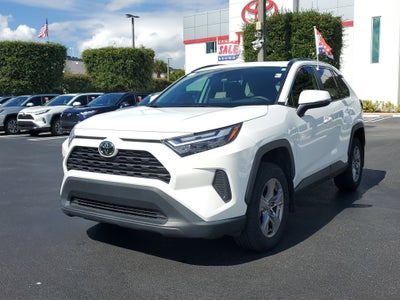 2024 Toyota RAV4 XLE