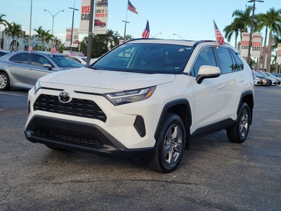 2024 Toyota RAV4 XLE