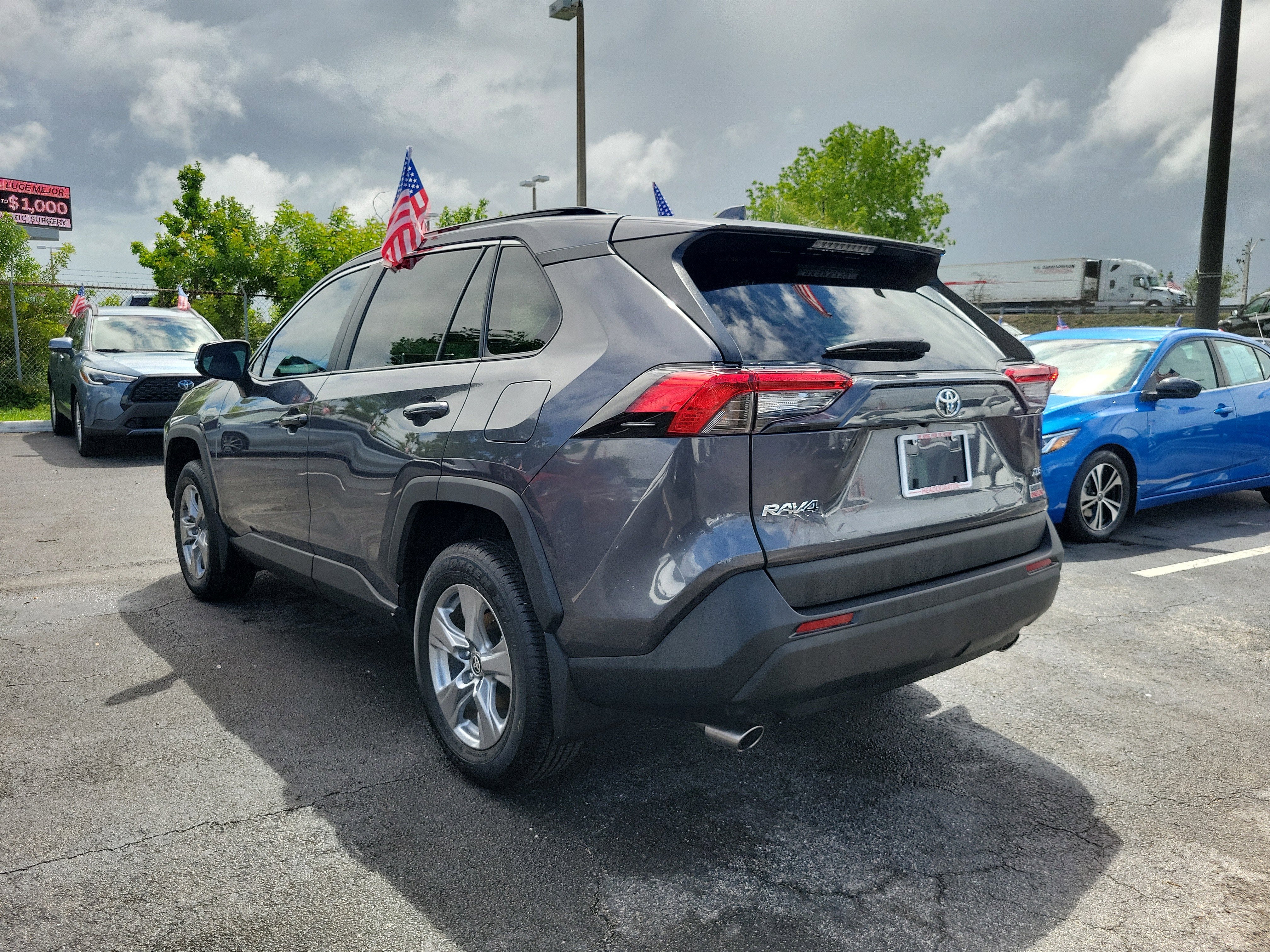 2025 Toyota RAV4 XLE
