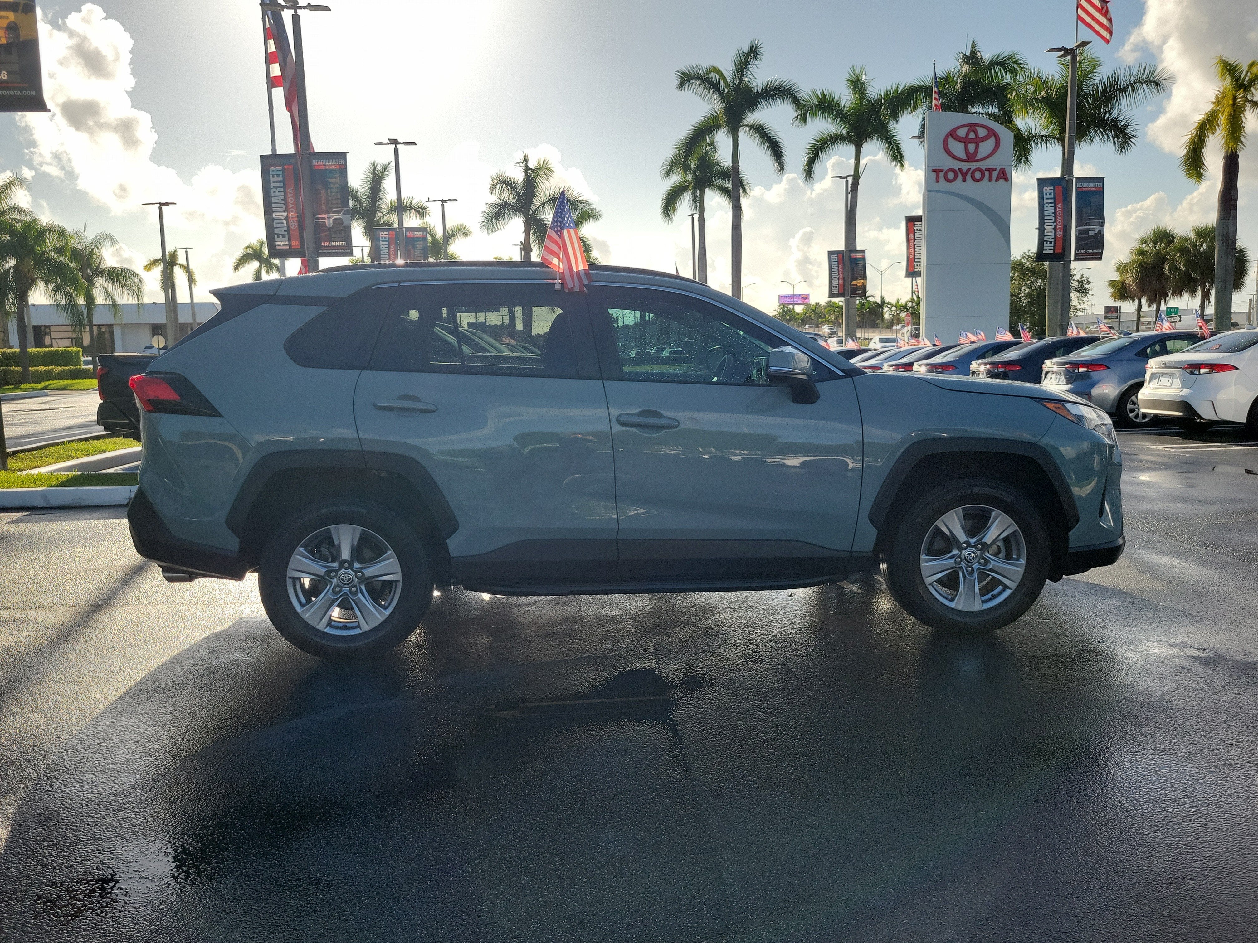2023 Toyota RAV4 XLE