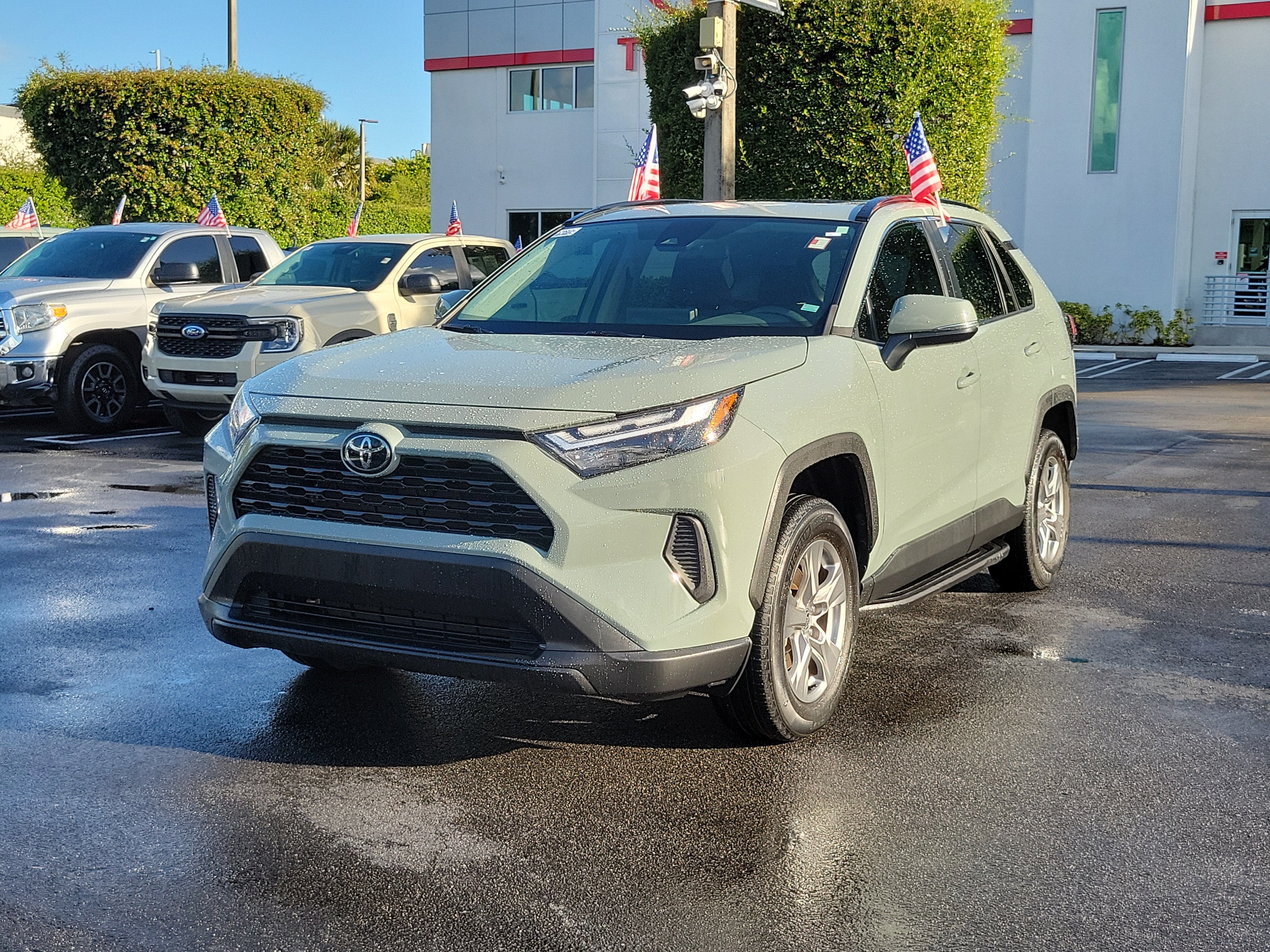 2023 Toyota RAV4 XLE
