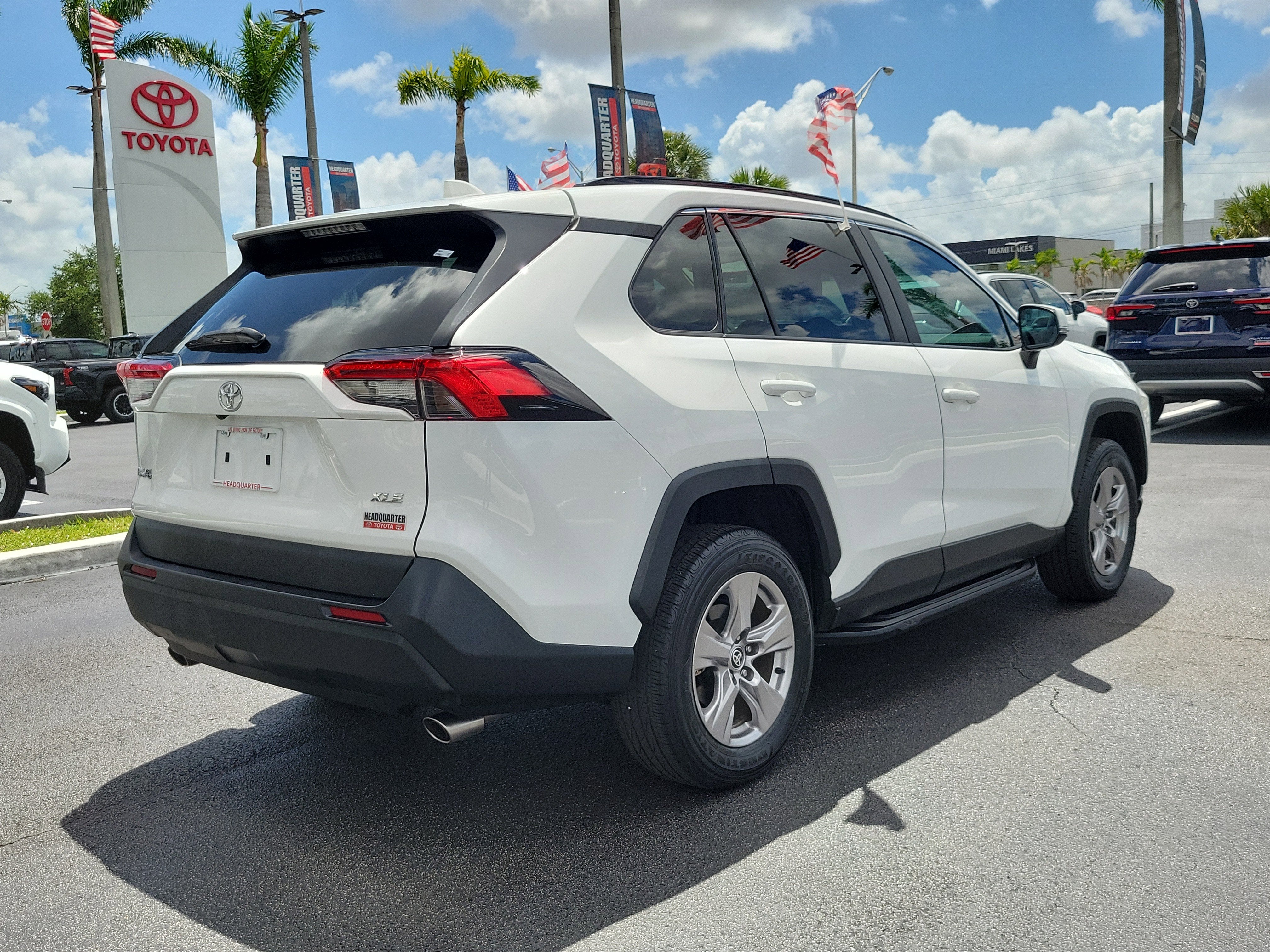 2023 Toyota RAV4 XLE