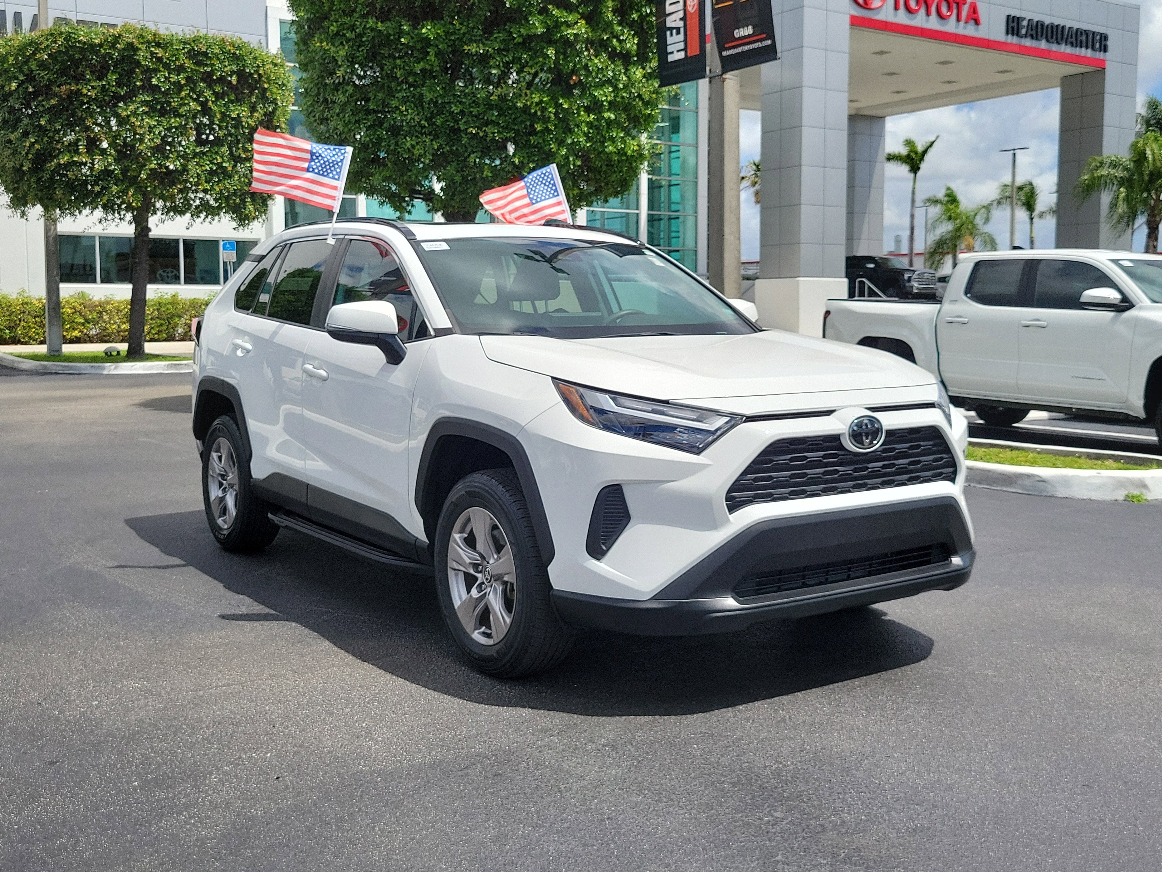 2023 Toyota RAV4 XLE
