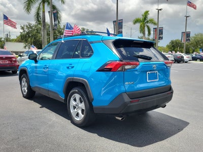 2021 Toyota RAV4 XLE
