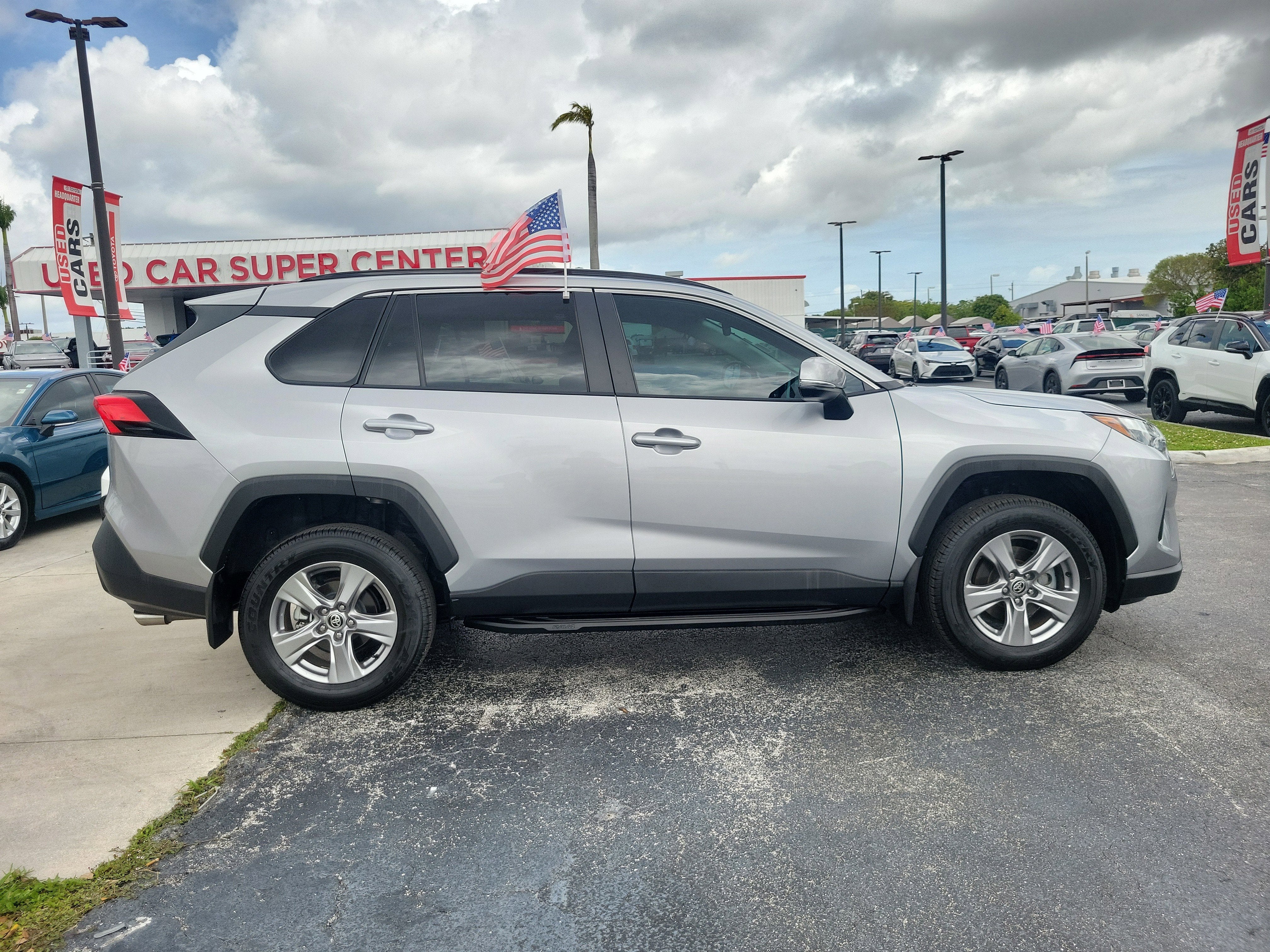 2024 Toyota RAV4 XLE