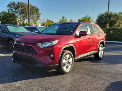 2020 Toyota RAV4 XLE