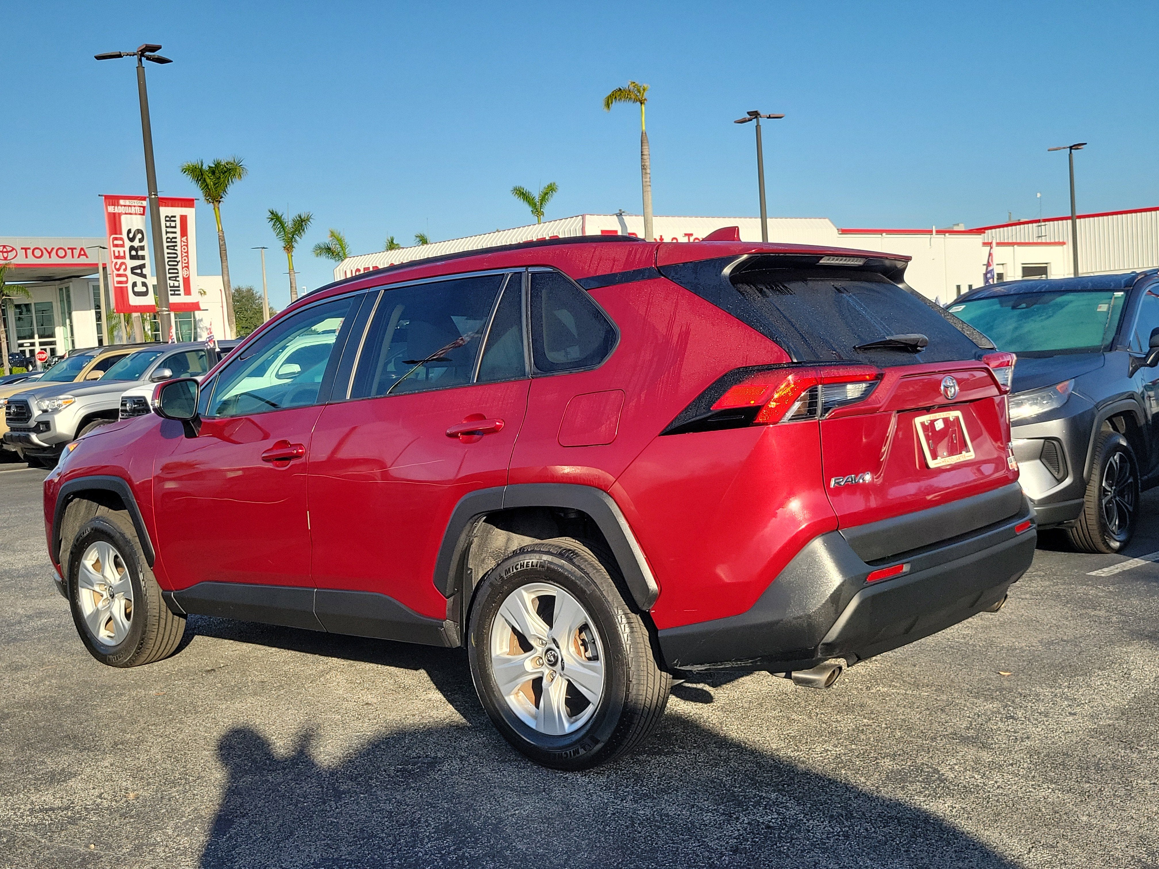 2020 Toyota RAV4 XLE