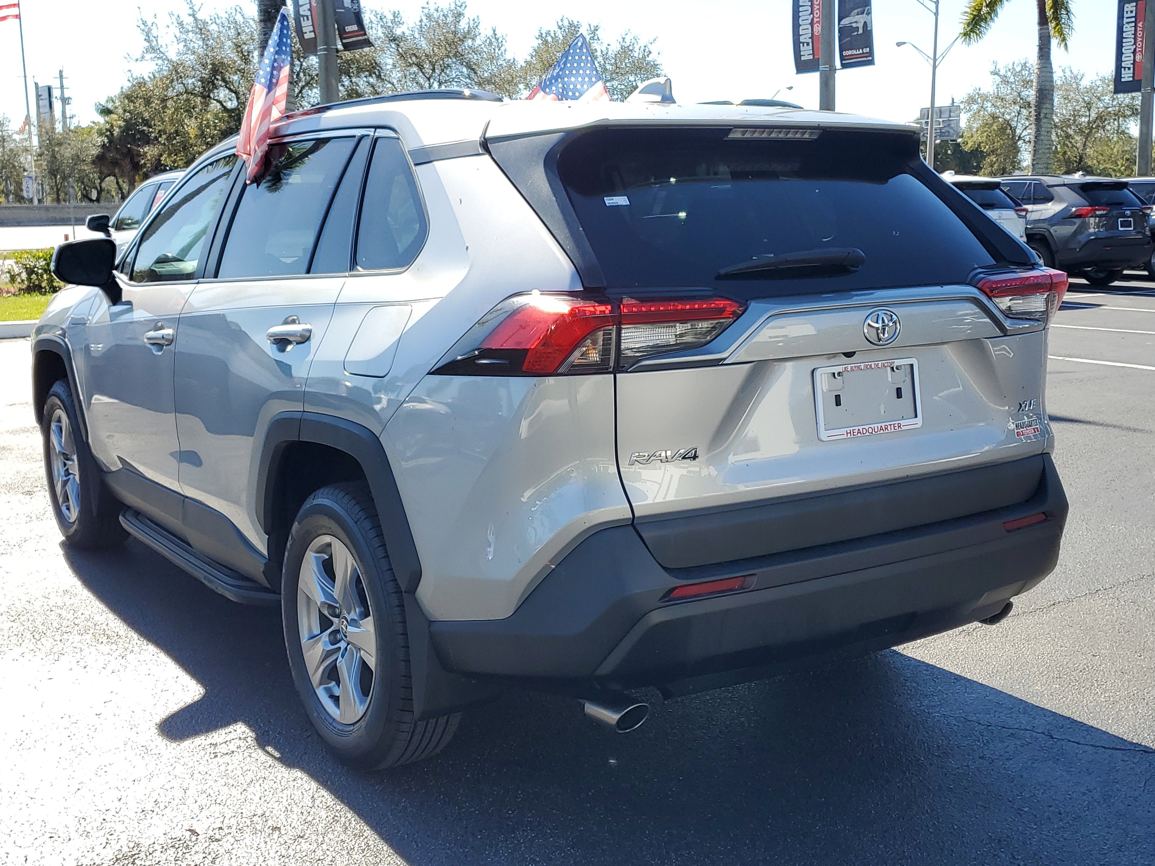 2022 Toyota RAV4 XLE