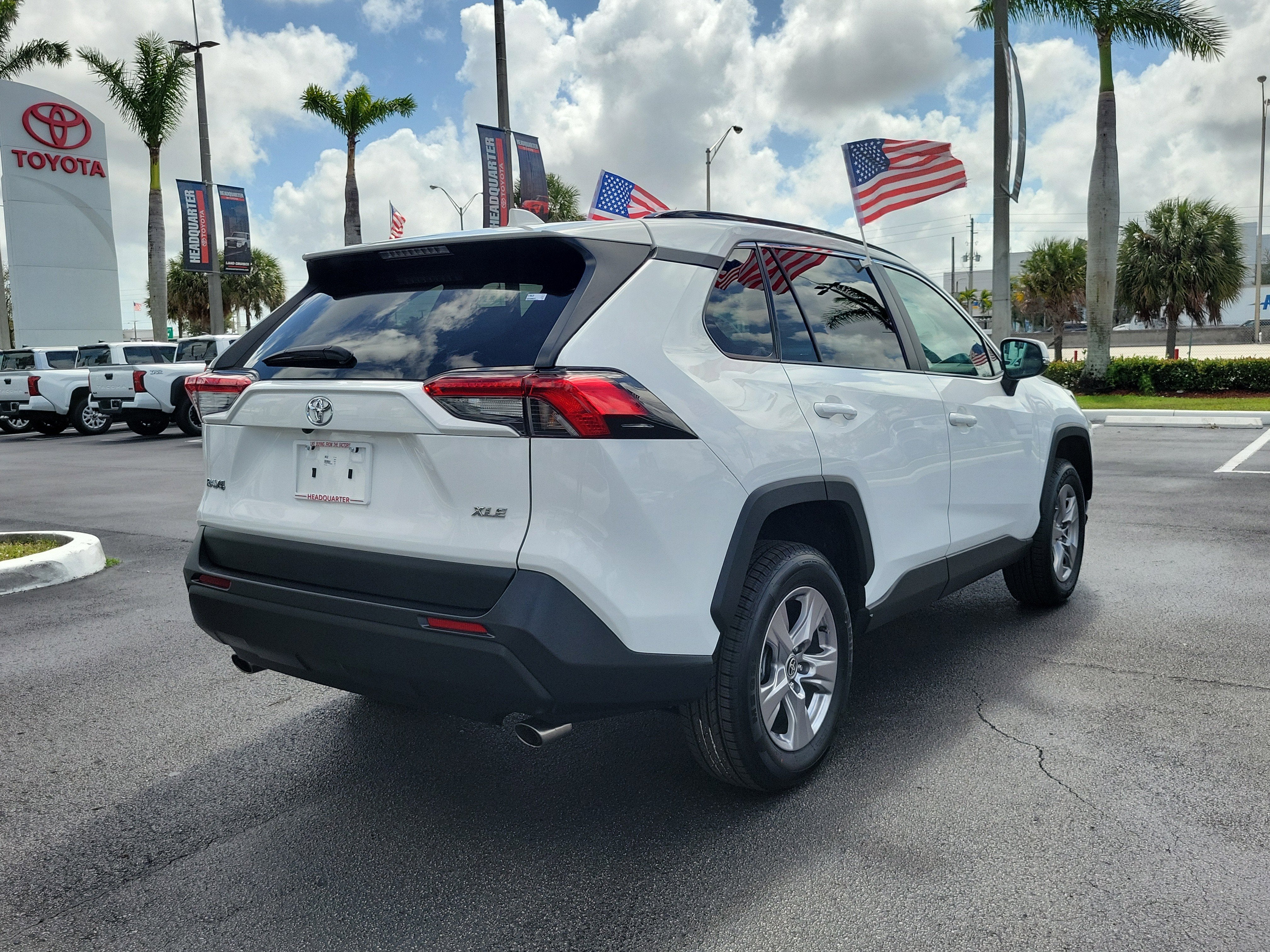 2023 Toyota RAV4 XLE