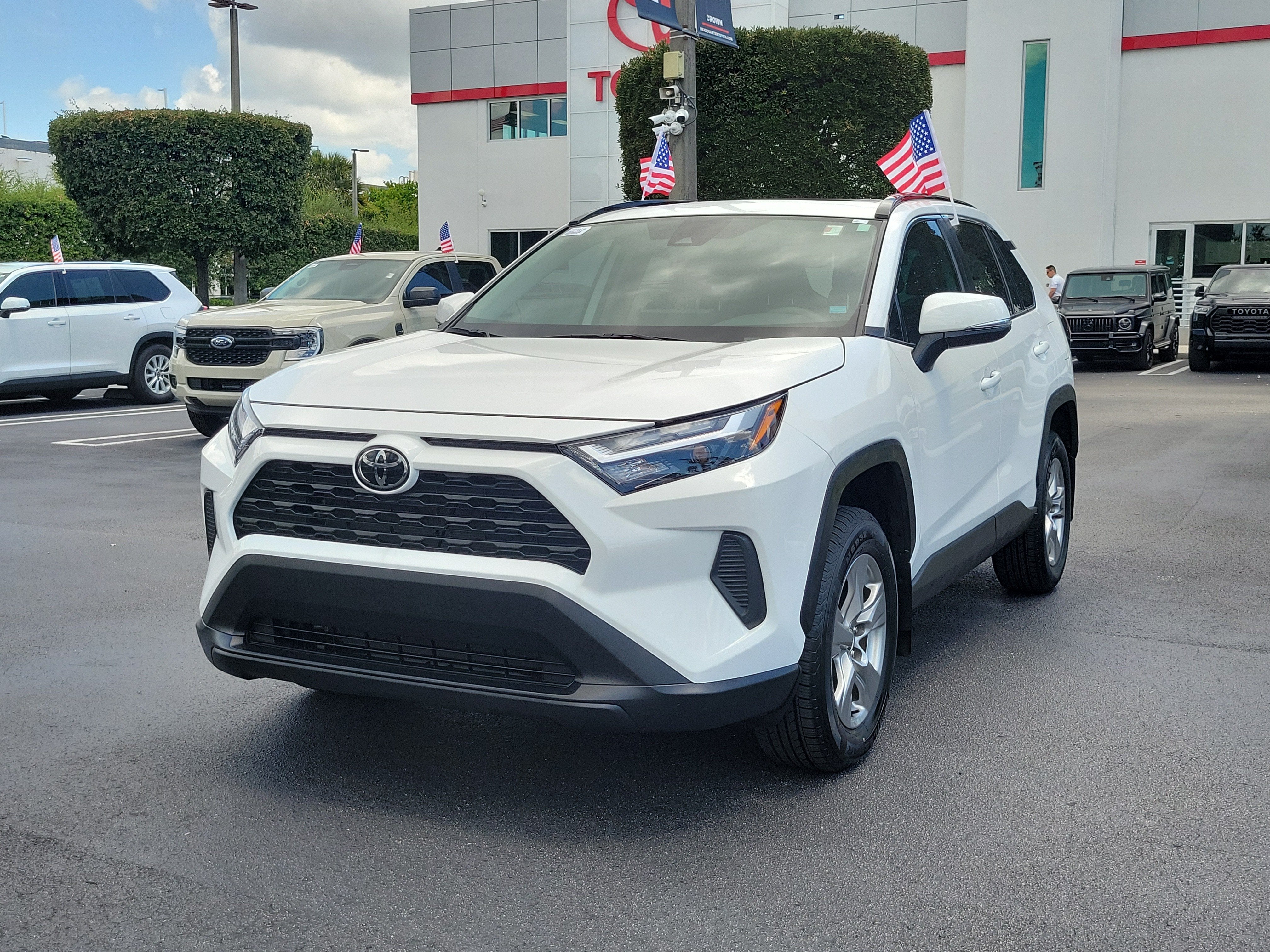 2024 Toyota RAV4 XLE