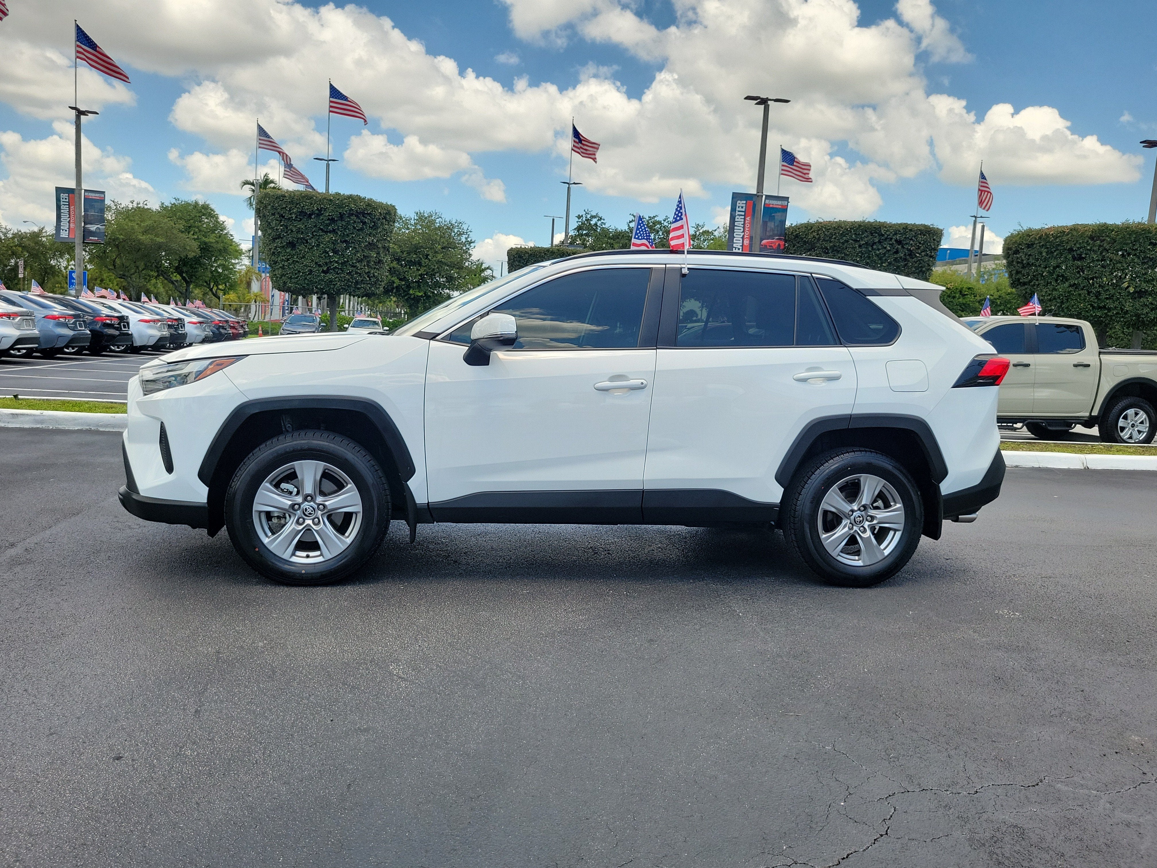 2024 Toyota RAV4 XLE