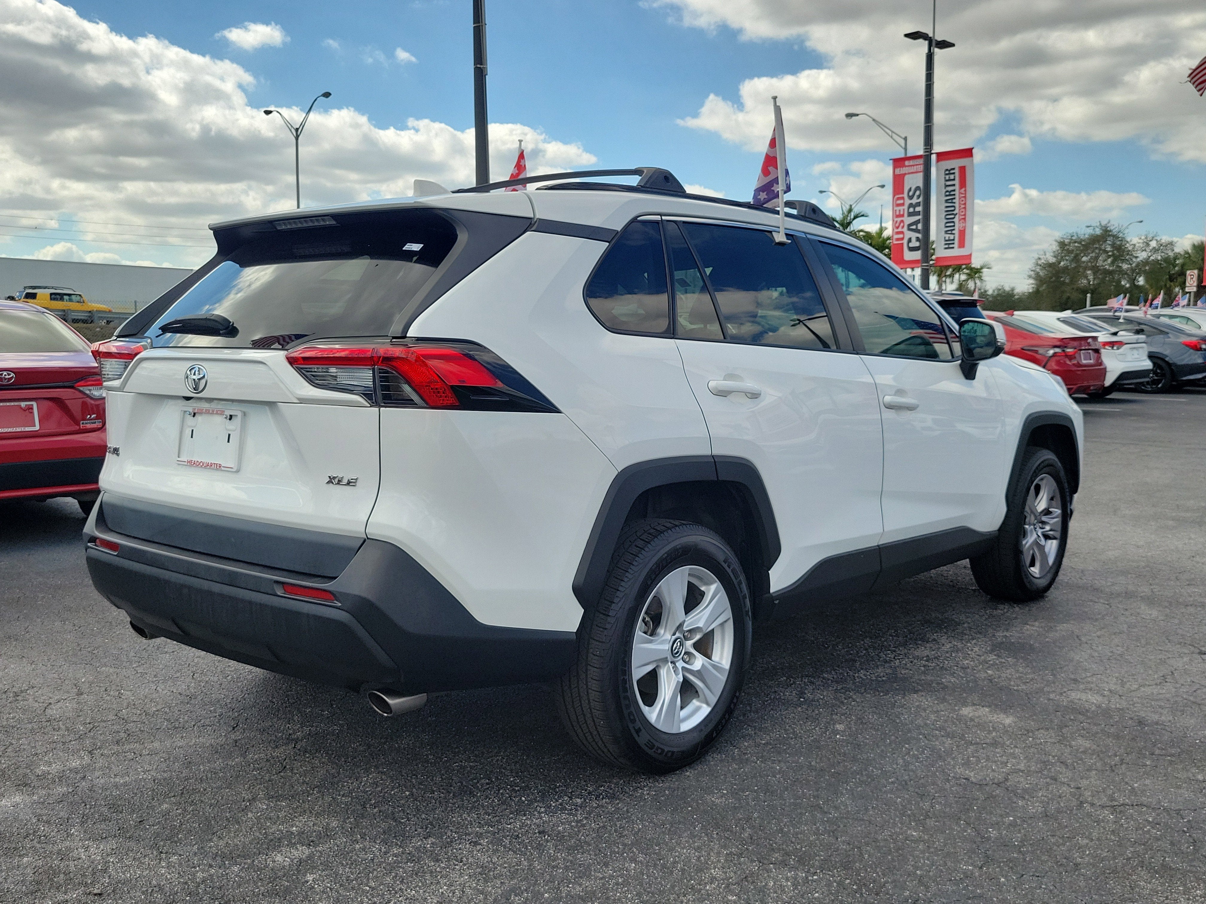 2020 Toyota RAV4 XLE