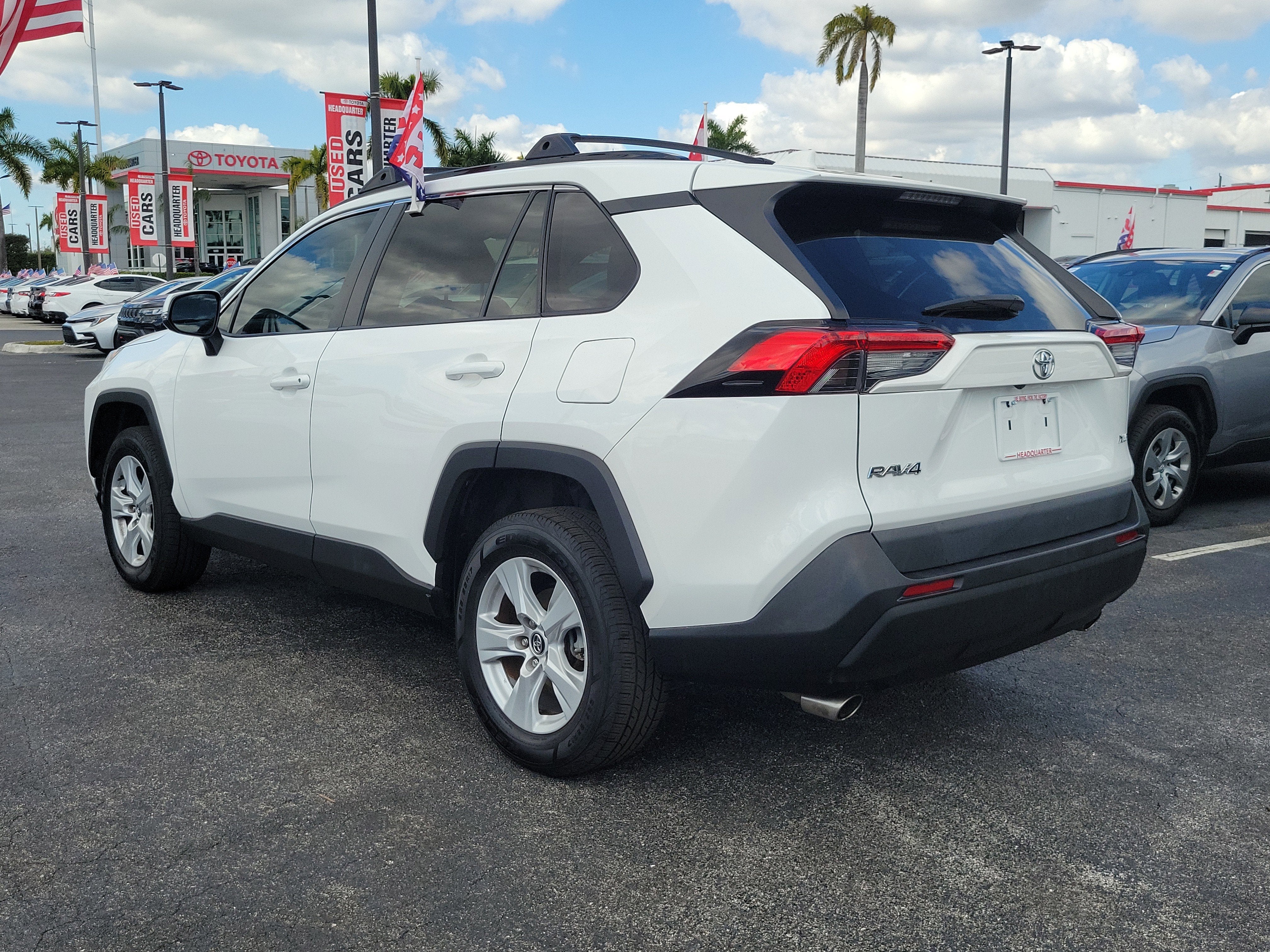 2020 Toyota RAV4 XLE