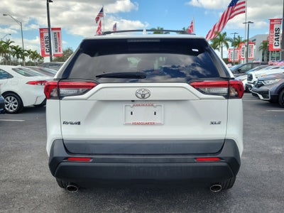 2020 Toyota RAV4 XLE