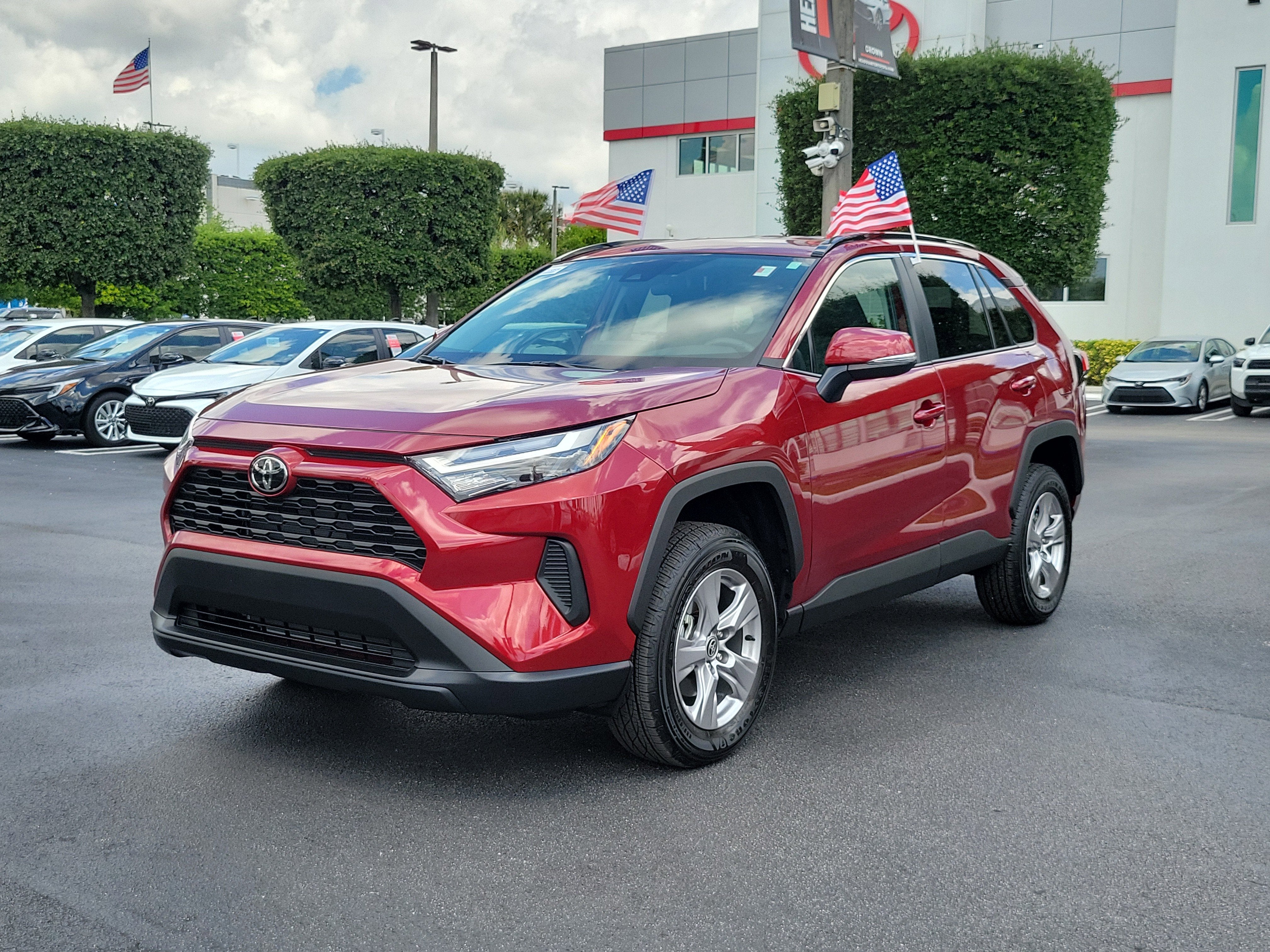 2025 Toyota RAV4 XLE