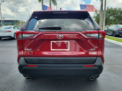 2025 Toyota RAV4 XLE