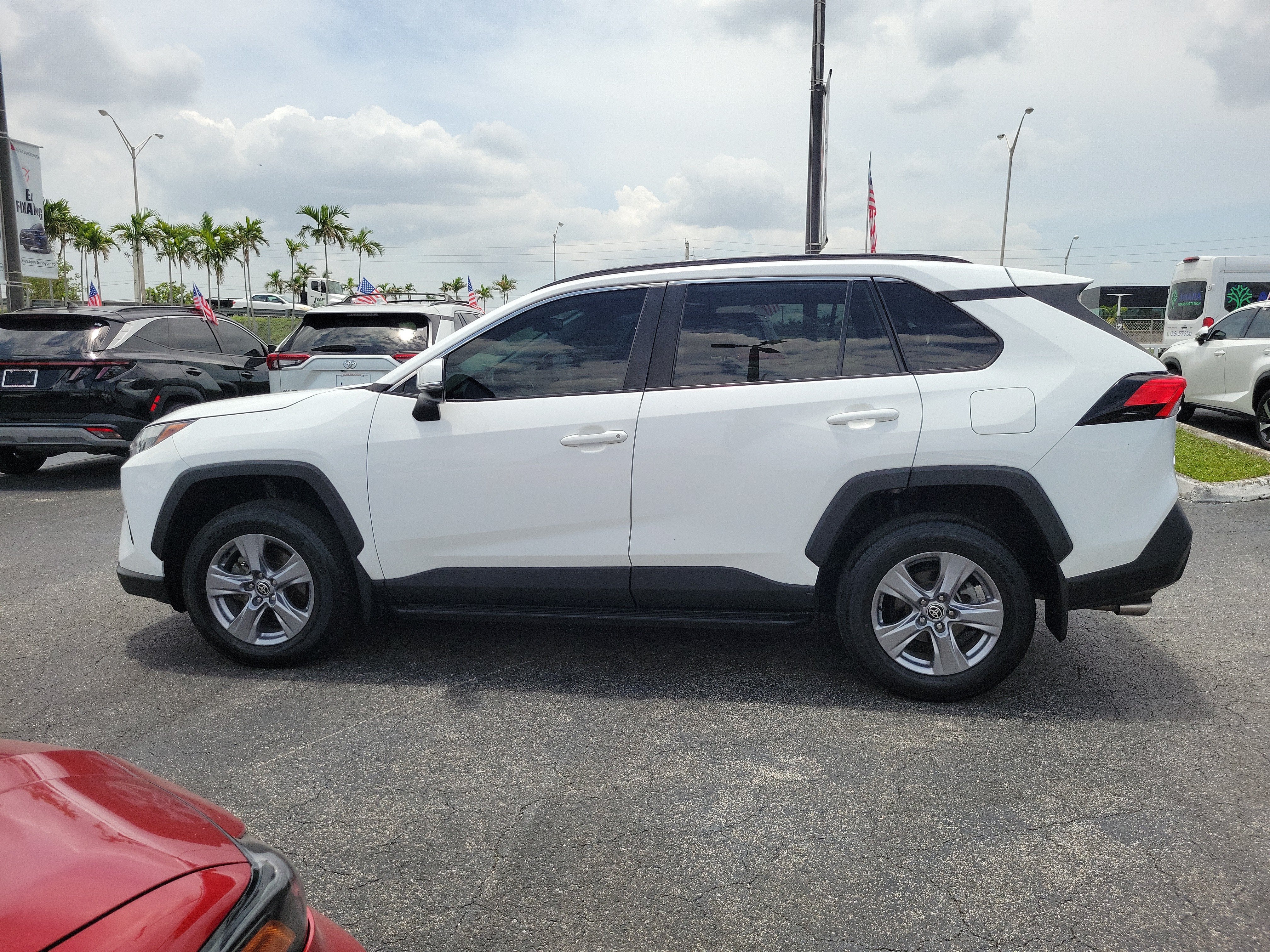 2022 Toyota RAV4 XLE