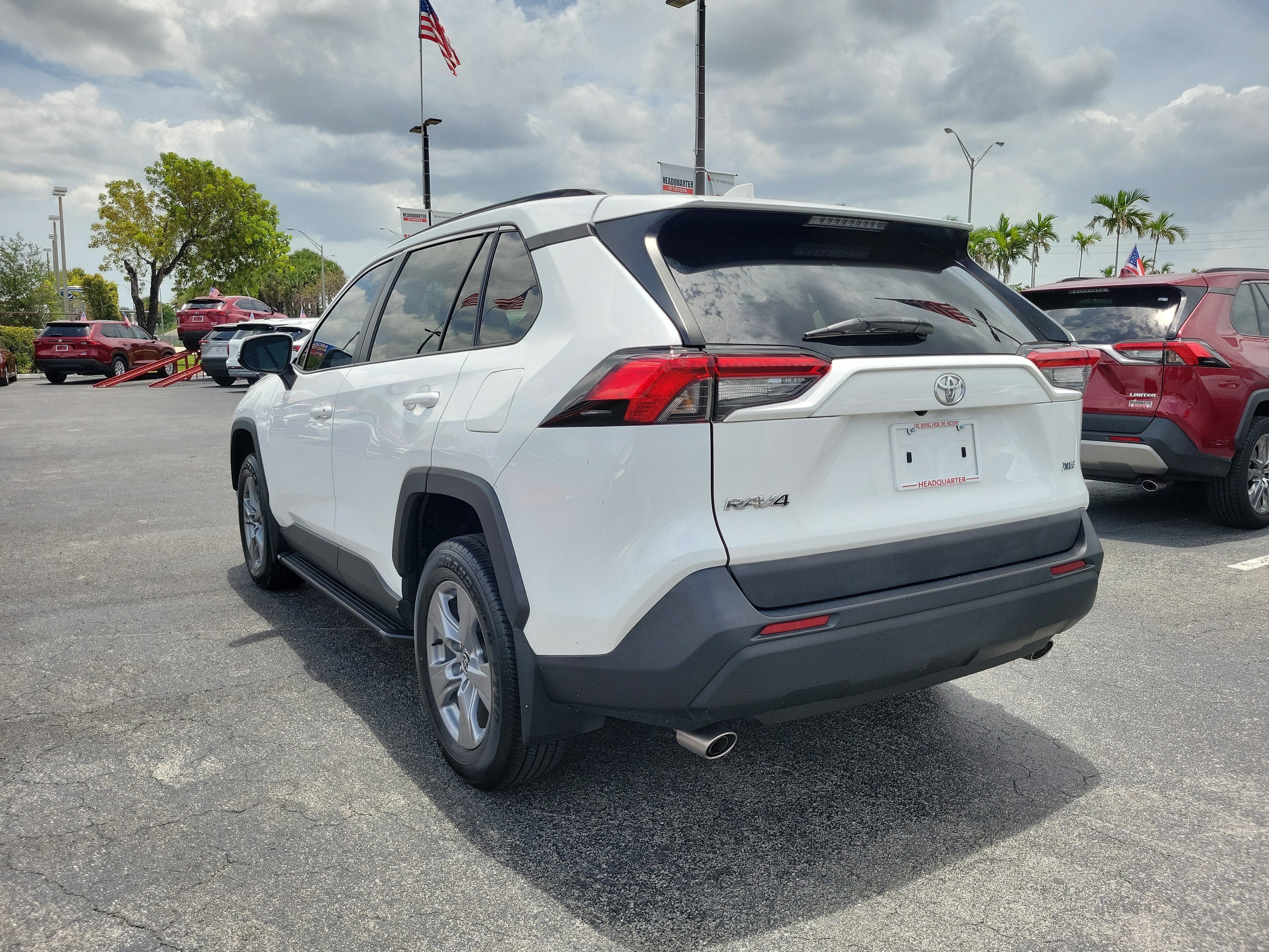 2022 Toyota RAV4 XLE