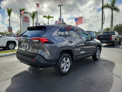 2025 Toyota RAV4 XLE