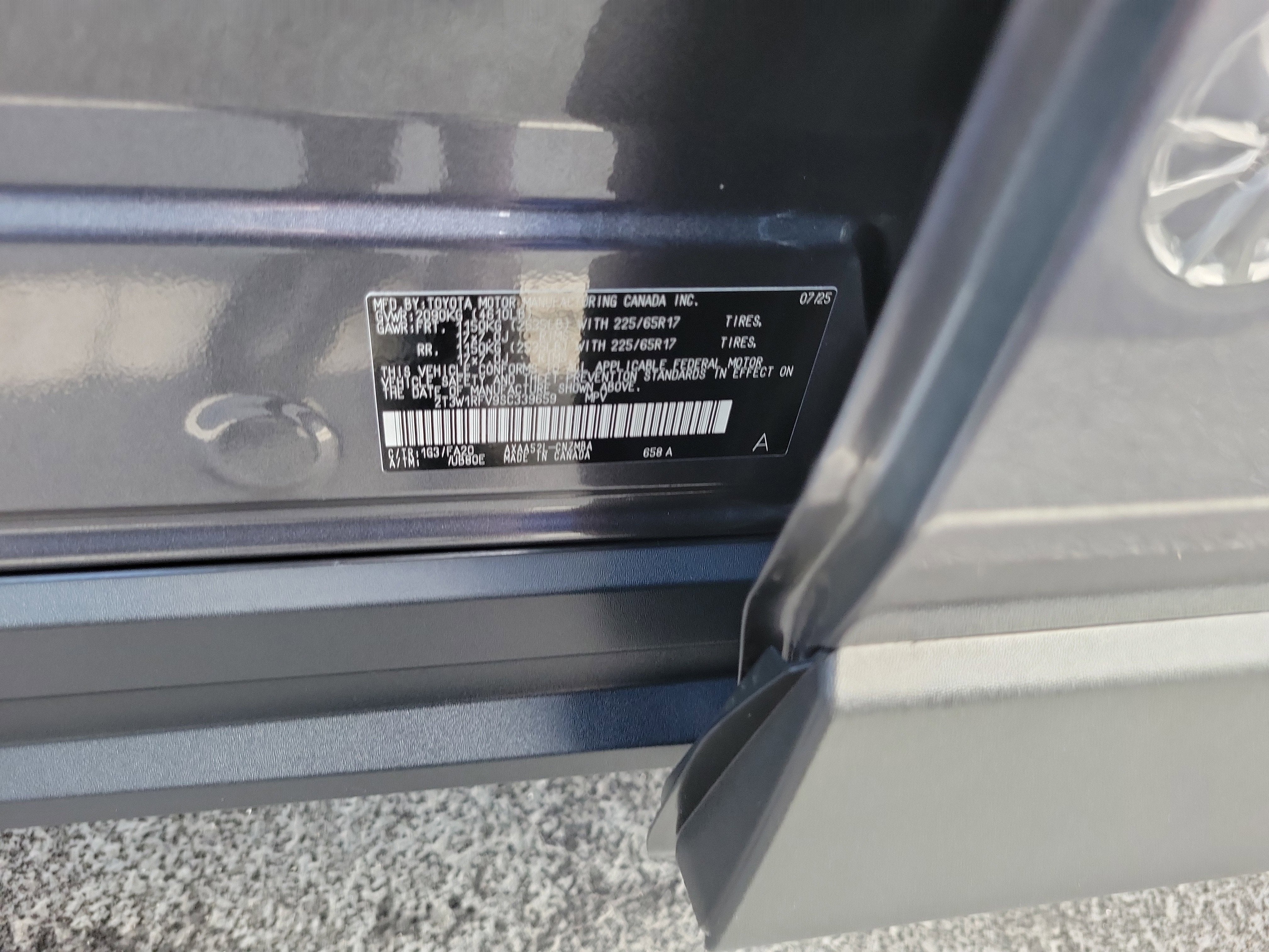 2025 Toyota RAV4 XLE