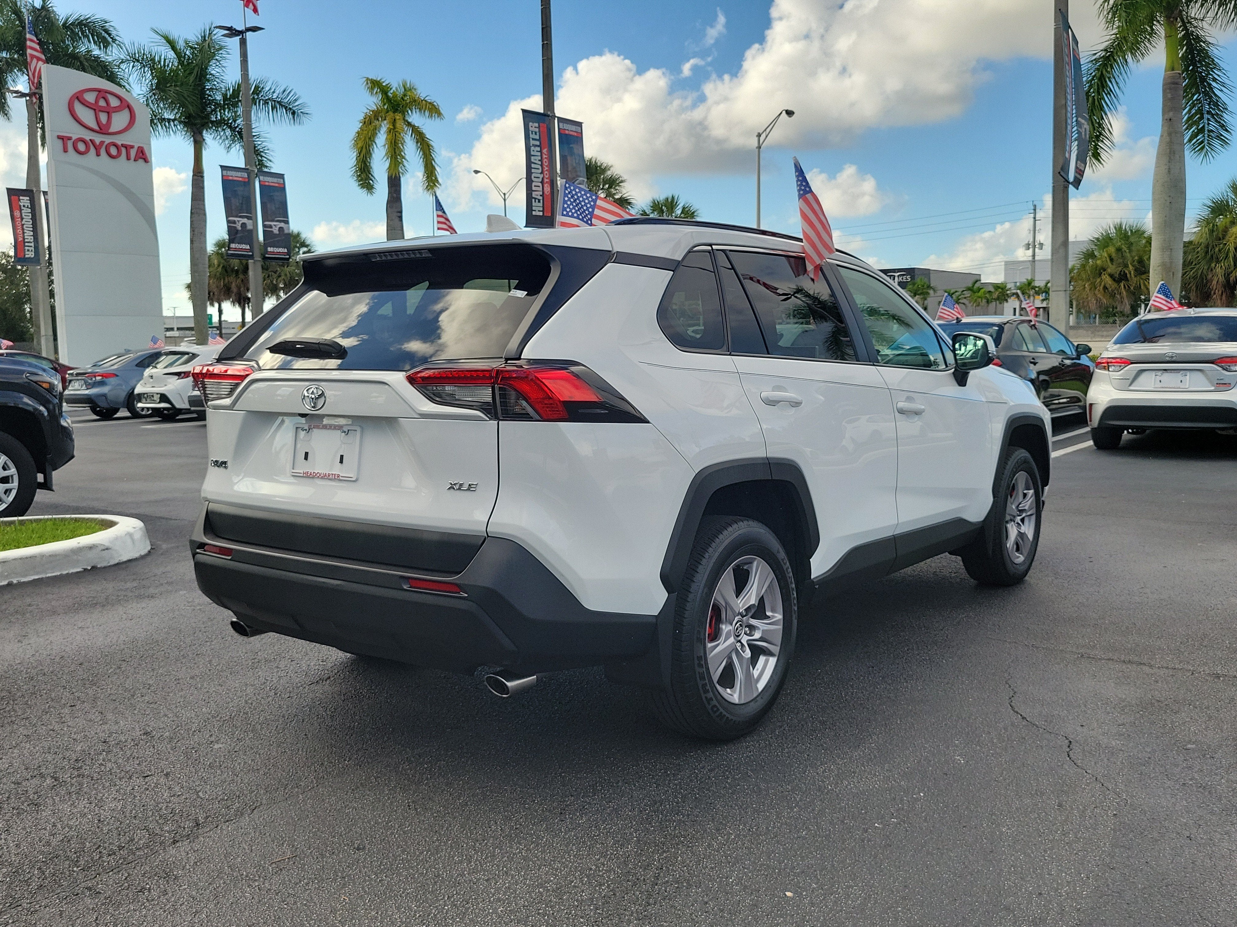 2025 Toyota RAV4 XLE