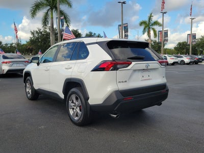 2025 Toyota RAV4 XLE
