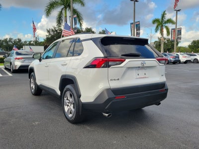2025 Toyota RAV4 XLE