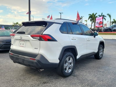 2022 Toyota RAV4 XLE