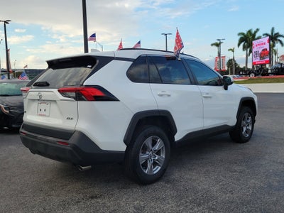 2022 Toyota RAV4 XLE