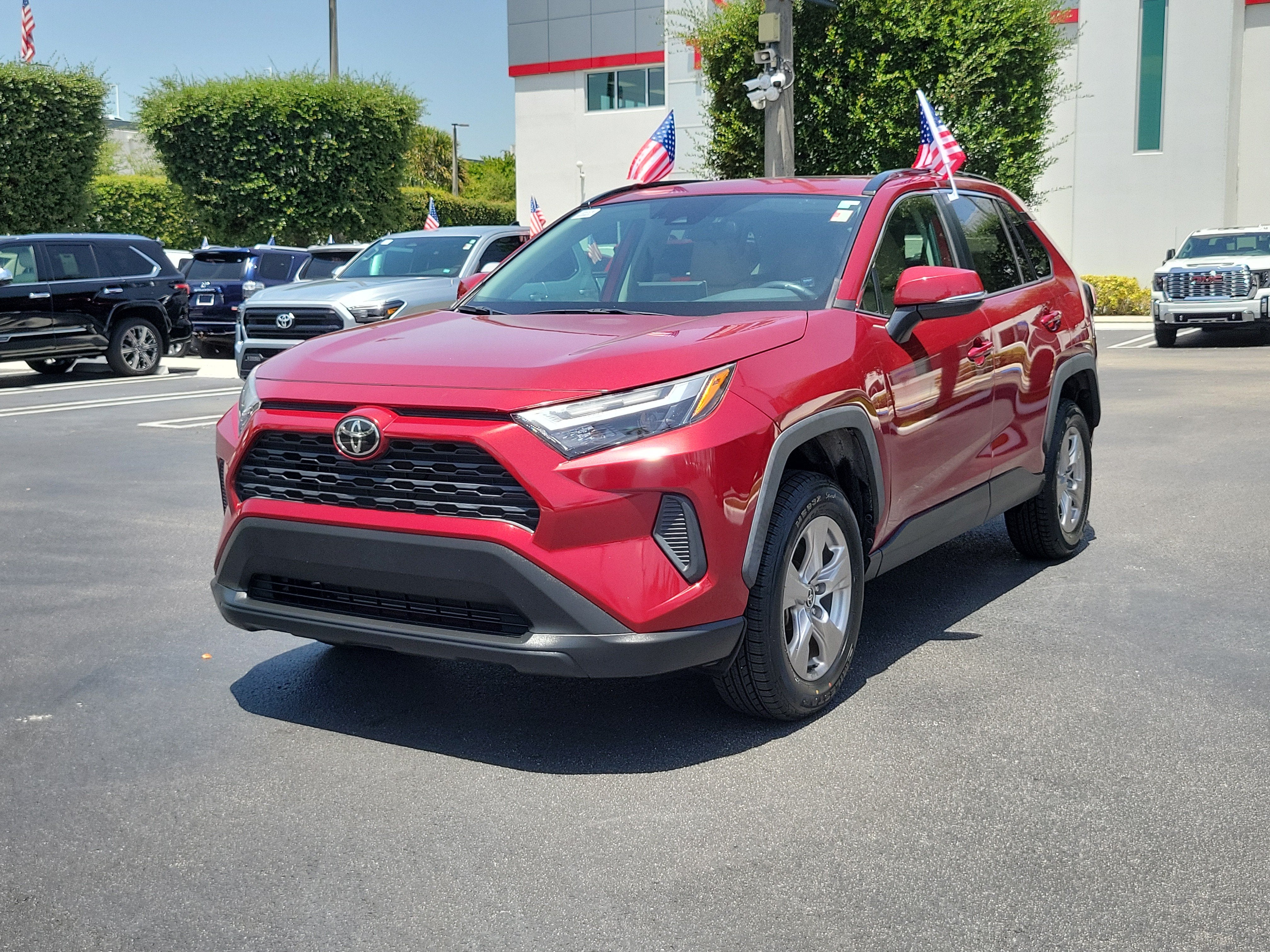 2022 Toyota RAV4 XLE