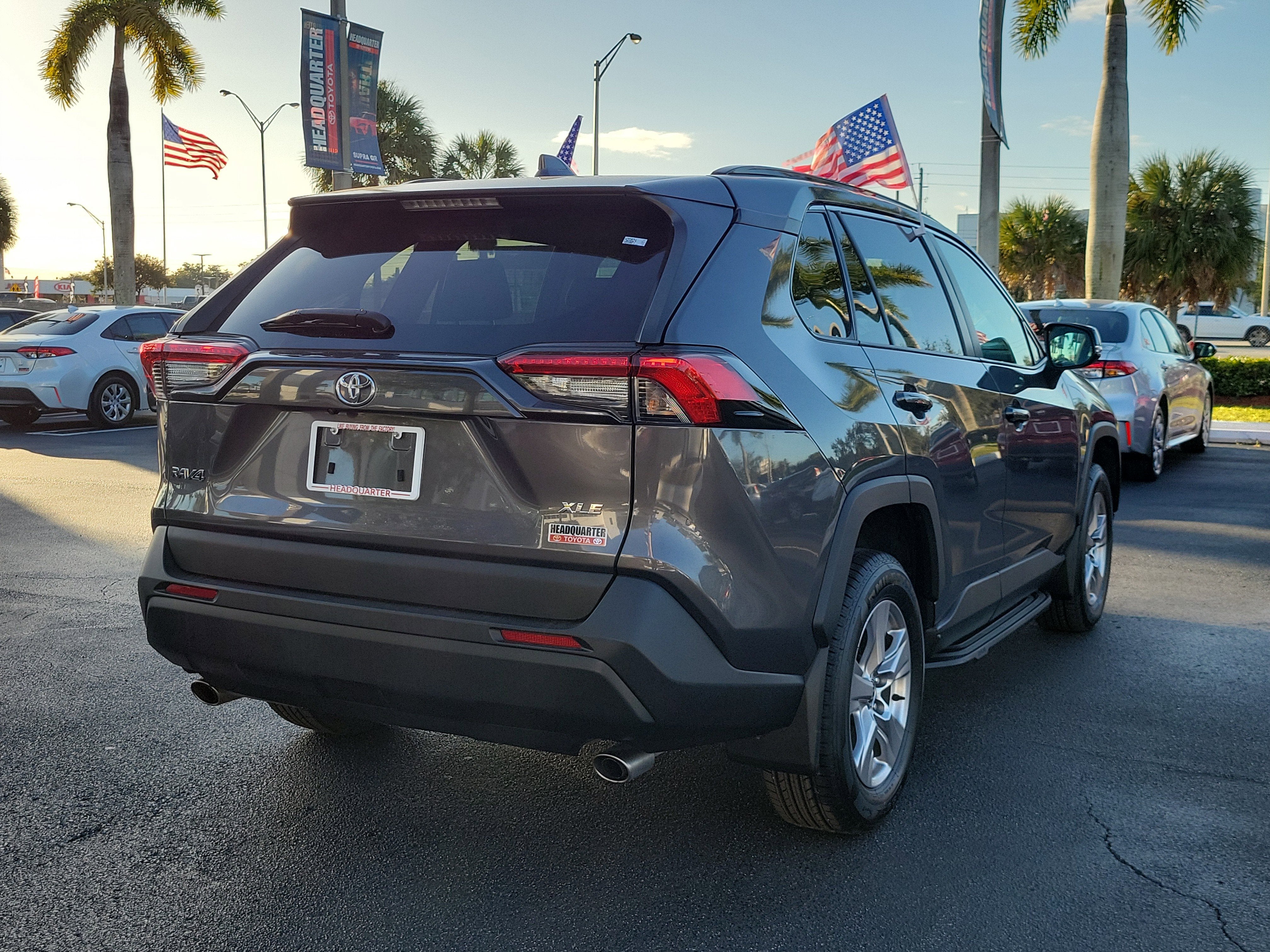 2023 Toyota RAV4 XLE