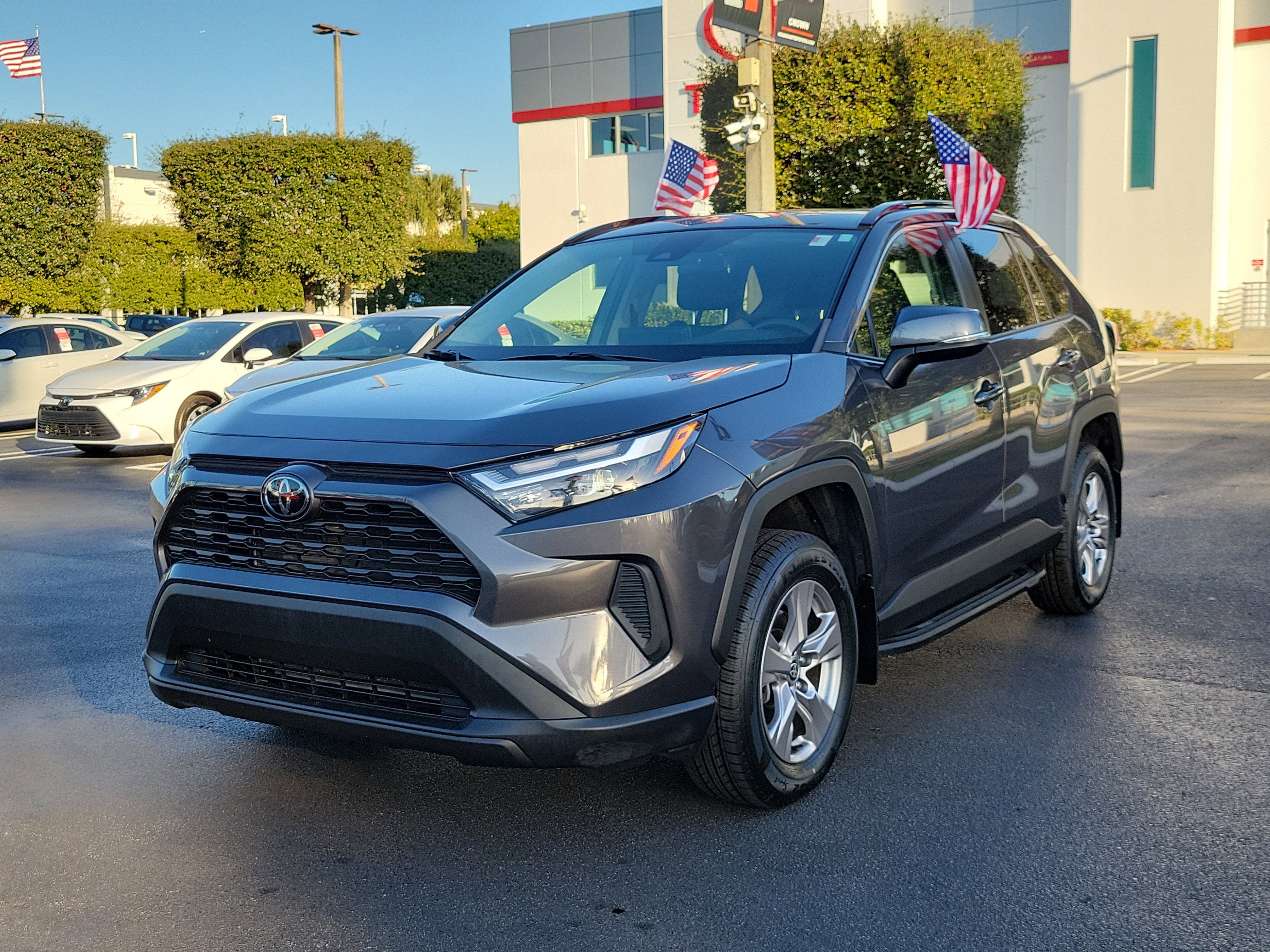 2023 Toyota RAV4 XLE