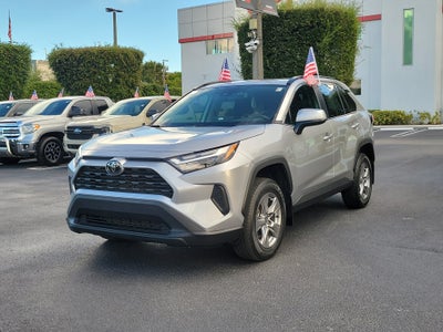 2025 Toyota RAV4 XLE