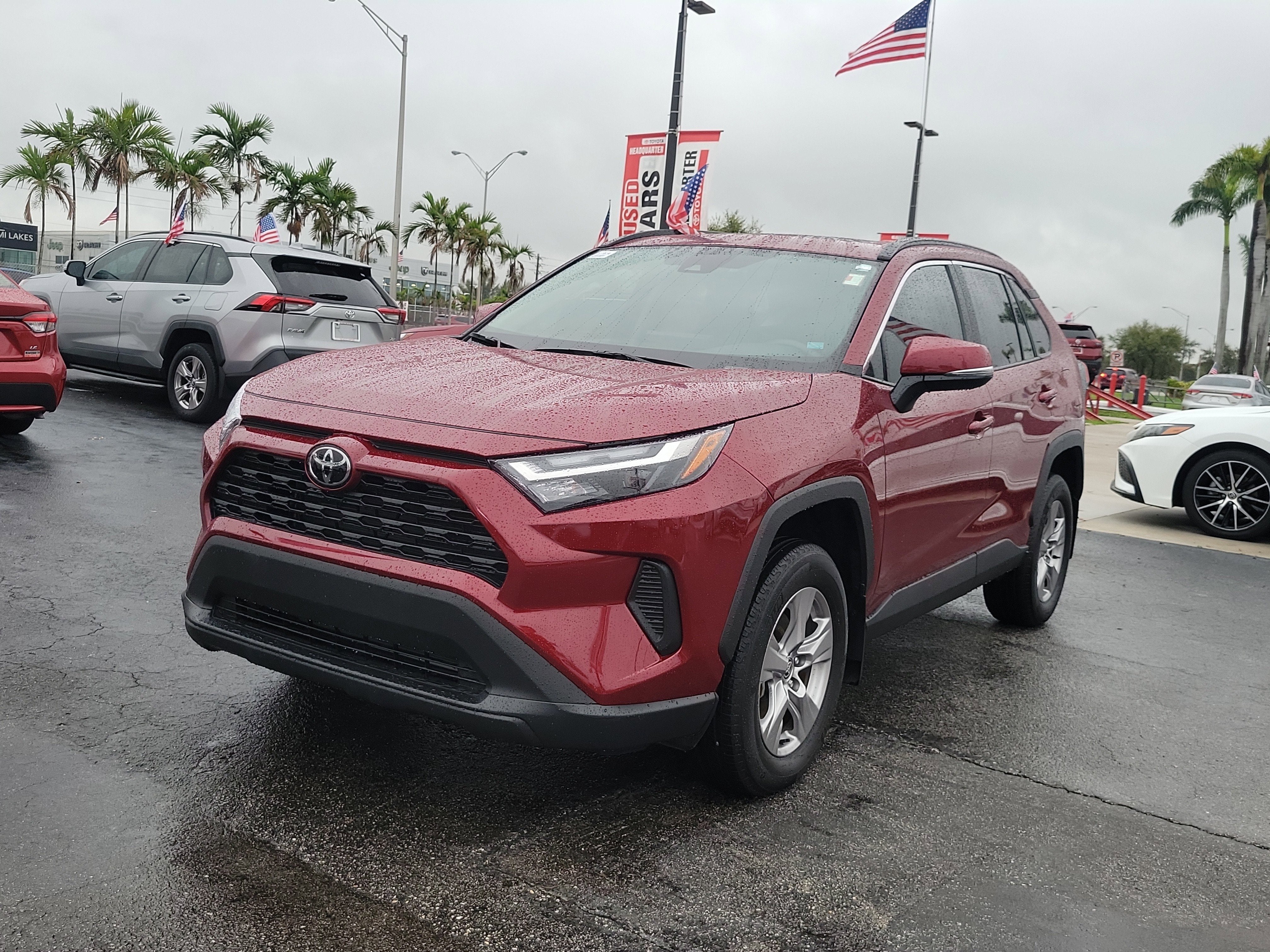 2025 Toyota RAV4 XLE