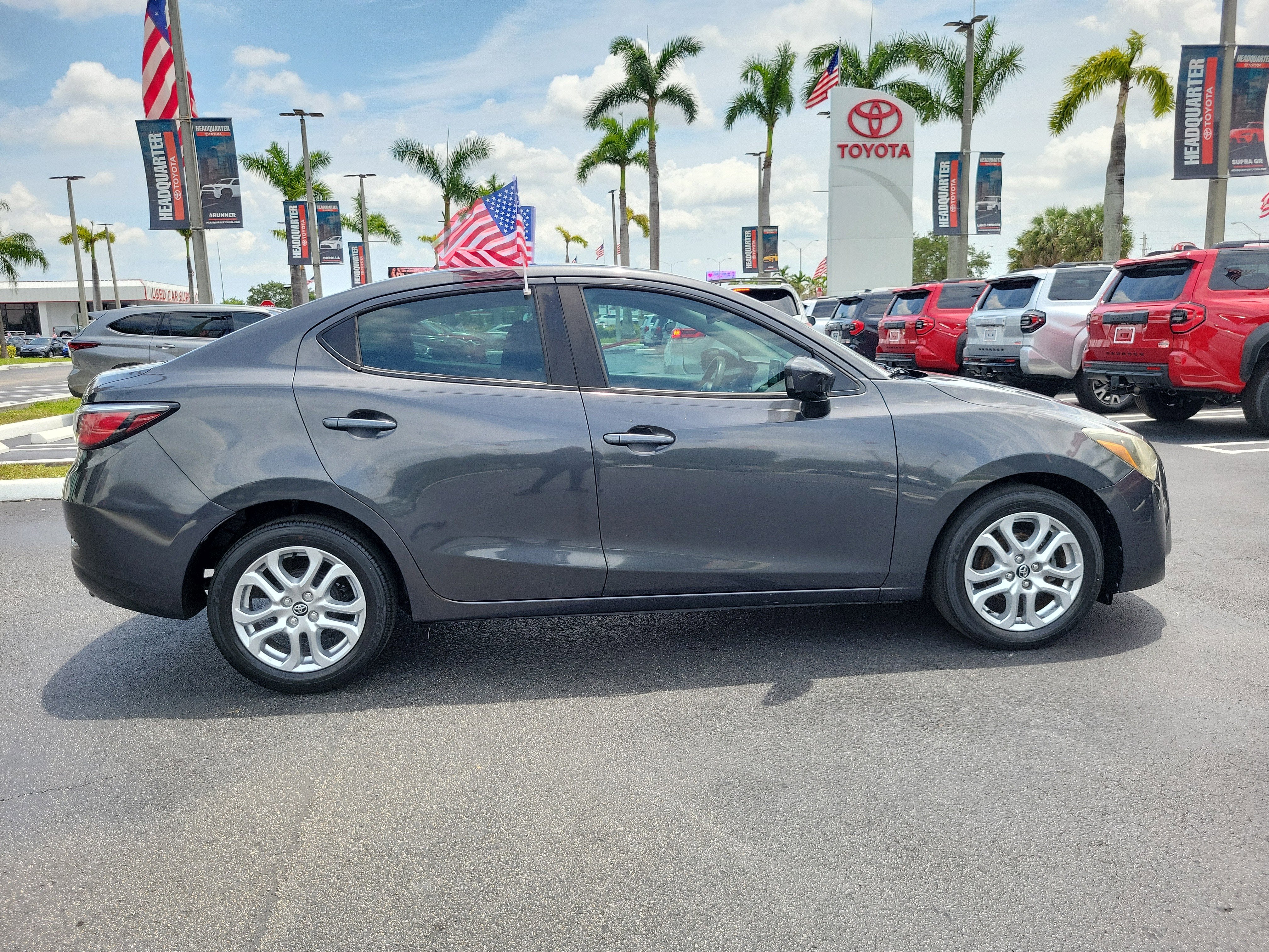 2017 Toyota Yaris iA Manual (Natl)