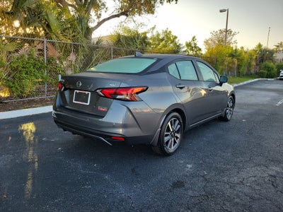 2022 Nissan Versa SV